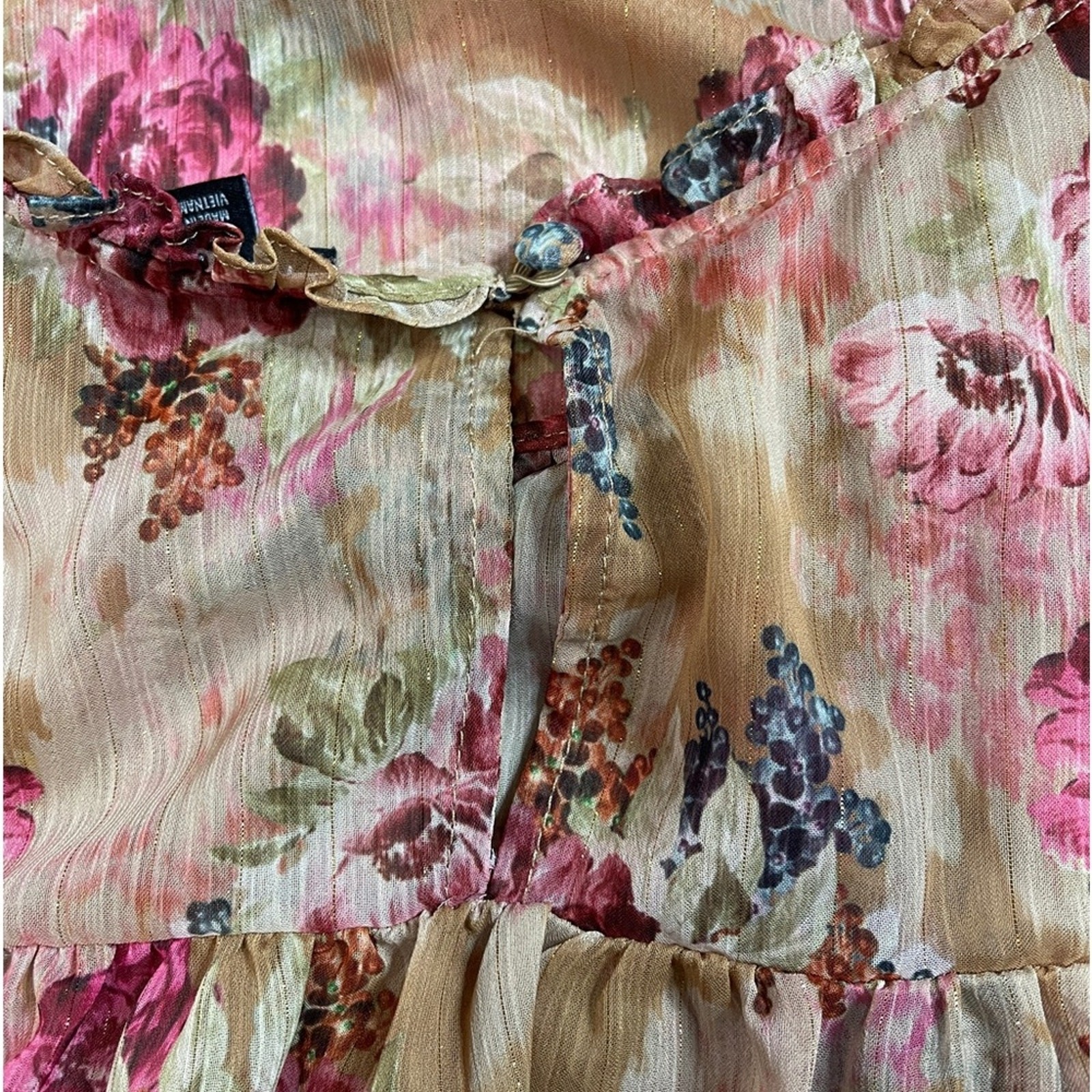 TORRID CRINKLE CHIFFON FLUTTER SLEEVE FLORAL BLOUSE SIZE 2