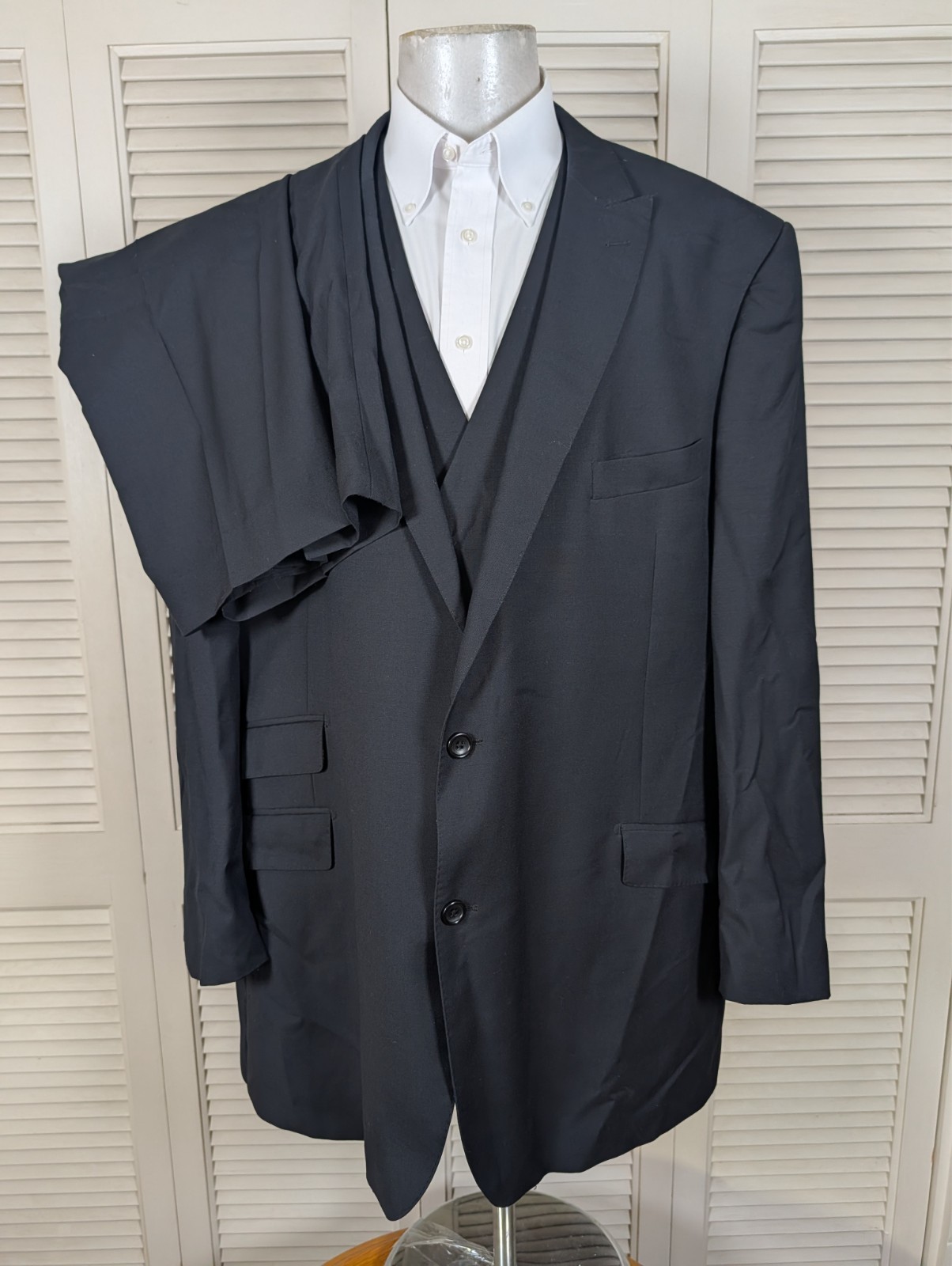 Tiglio Rosso 3 Piece Suit Mens 56L Pants 48×35 Solid Black Super 150s Wool