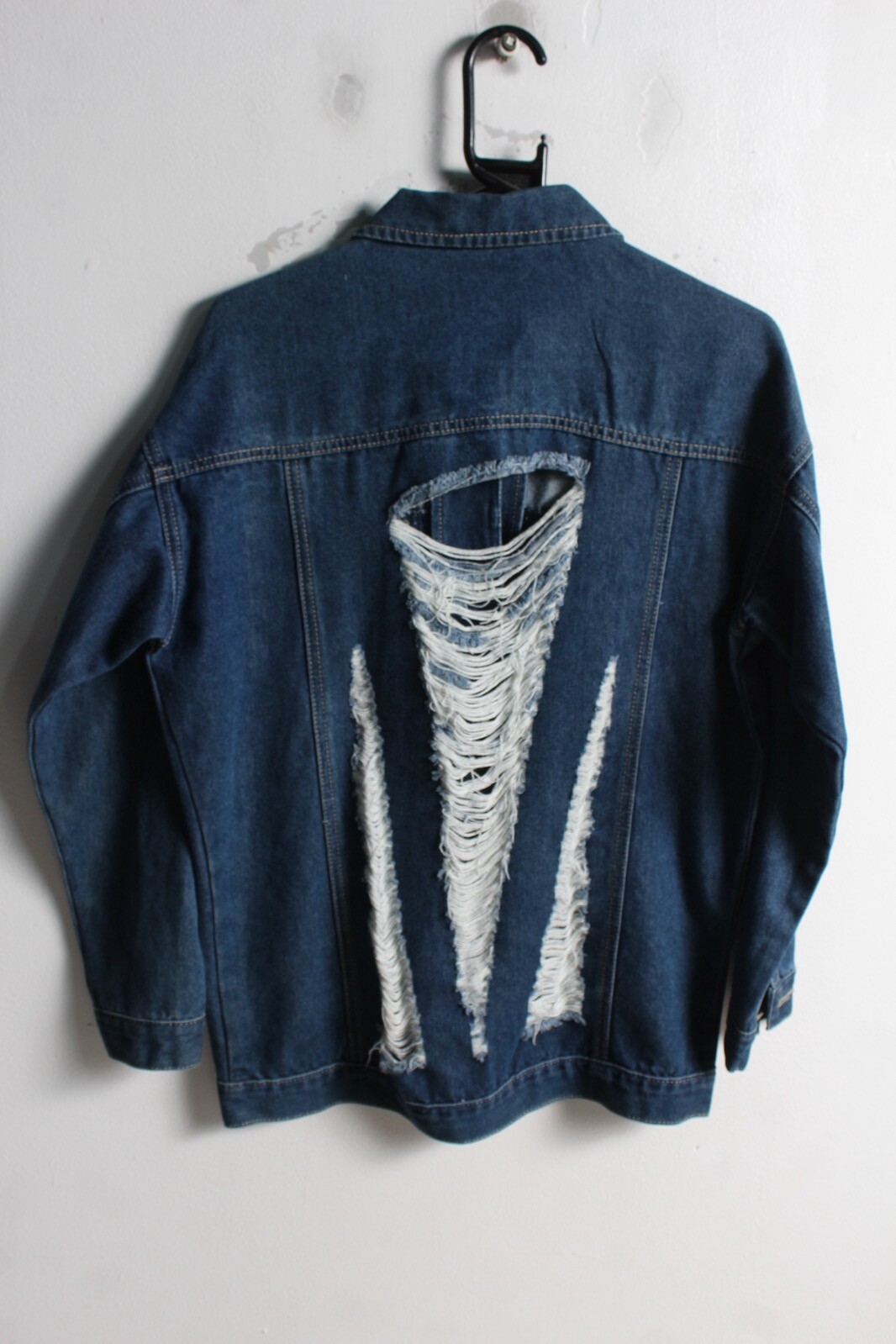 Vintage 90’s Denim Jacket With Cut Up Back Blue – Size Medium M (D64)