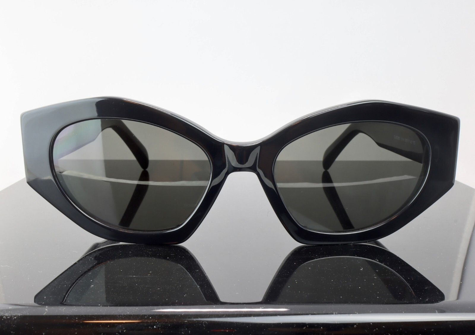 Celine CL40238U 01A Black / Grey Lens Square Oversized Sunglasses 100% UV