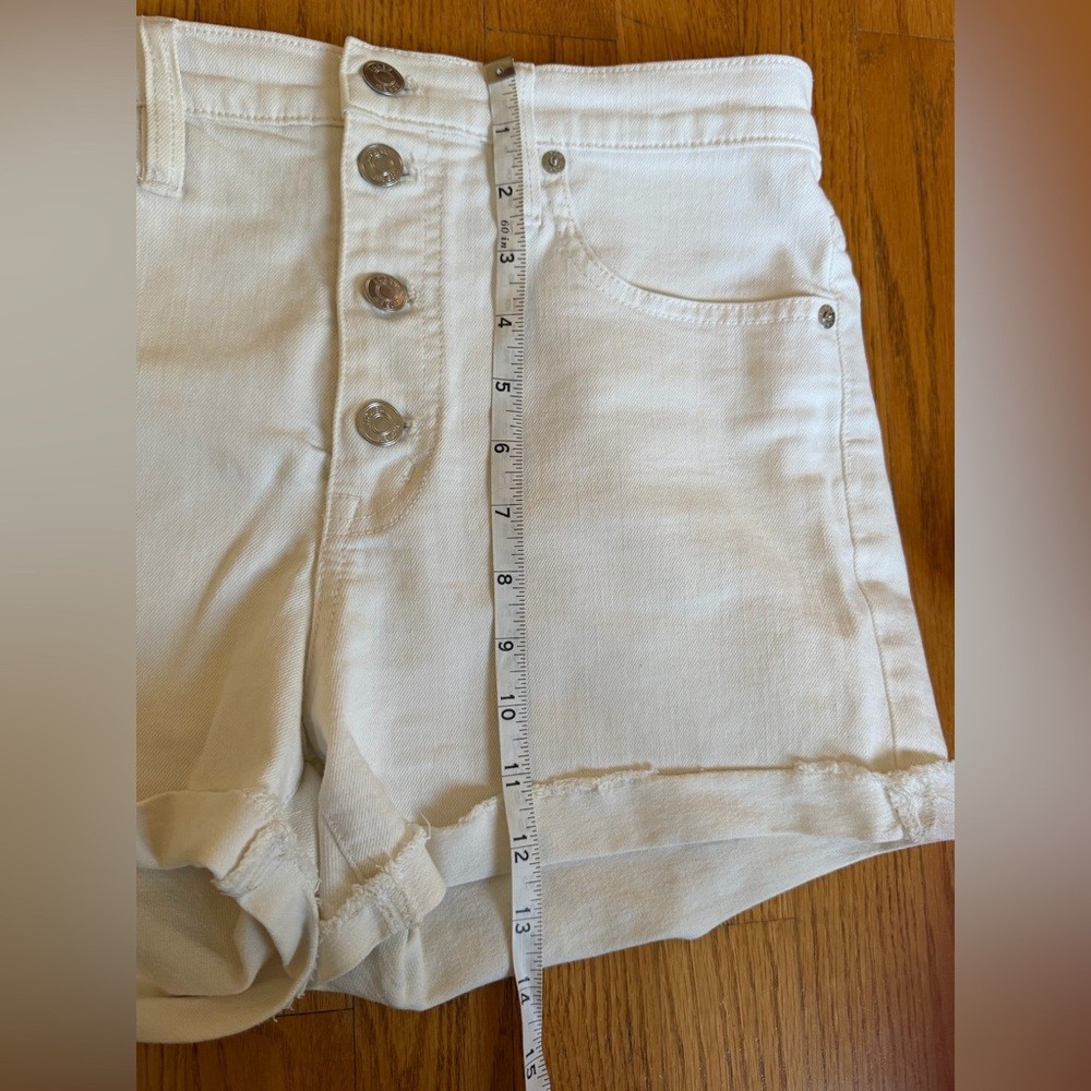 🤍 J.Crew High-Waisted White Denim Shorts – Size 27 🤍