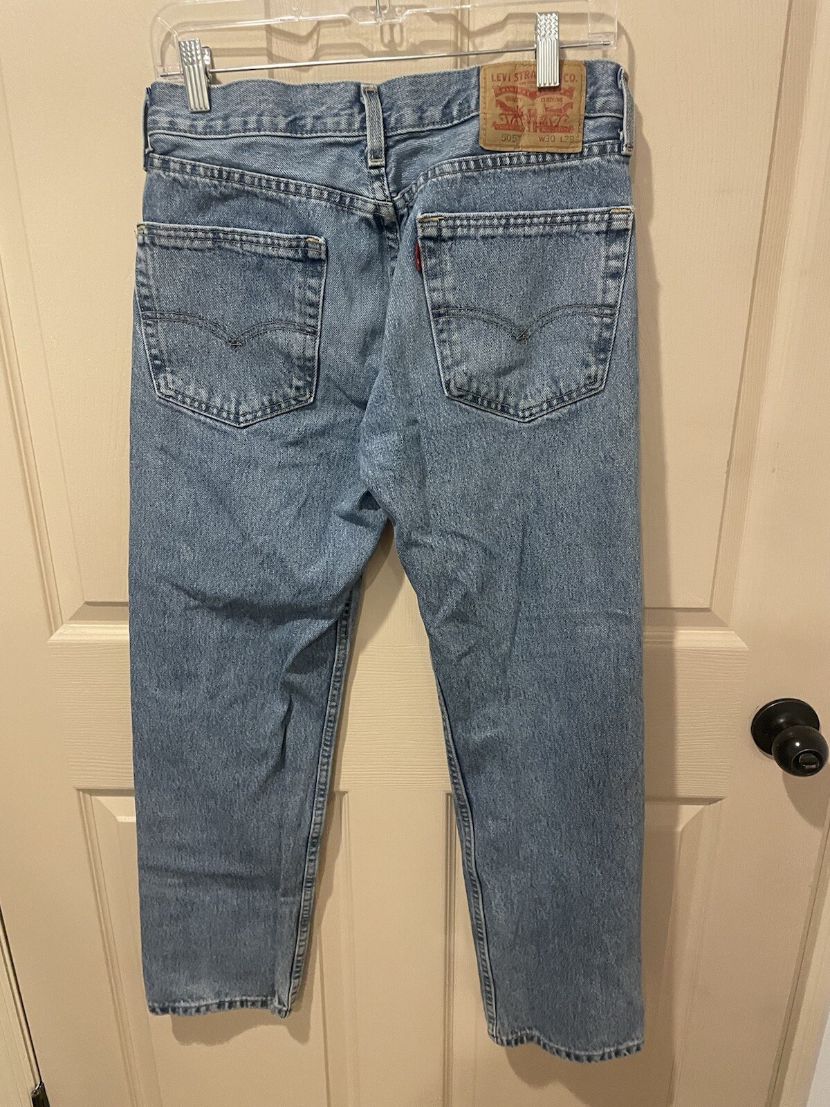 Levi’s Men’s 505 Regular Fit Jean, Light Stonewash, 30Wx29L