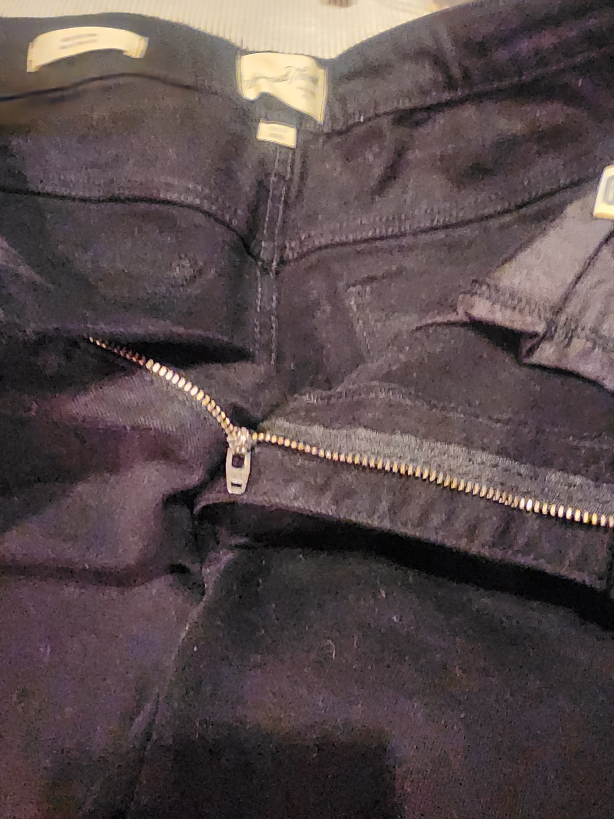 Universal Thread Women’s Black Denim Shorts High Rise Midi Size 12/31R NWOT