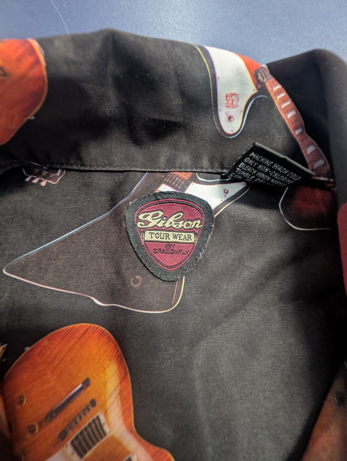 Vintage Gibson Guitars Tour Wear Button Short Sleeve Shirt Size Medium