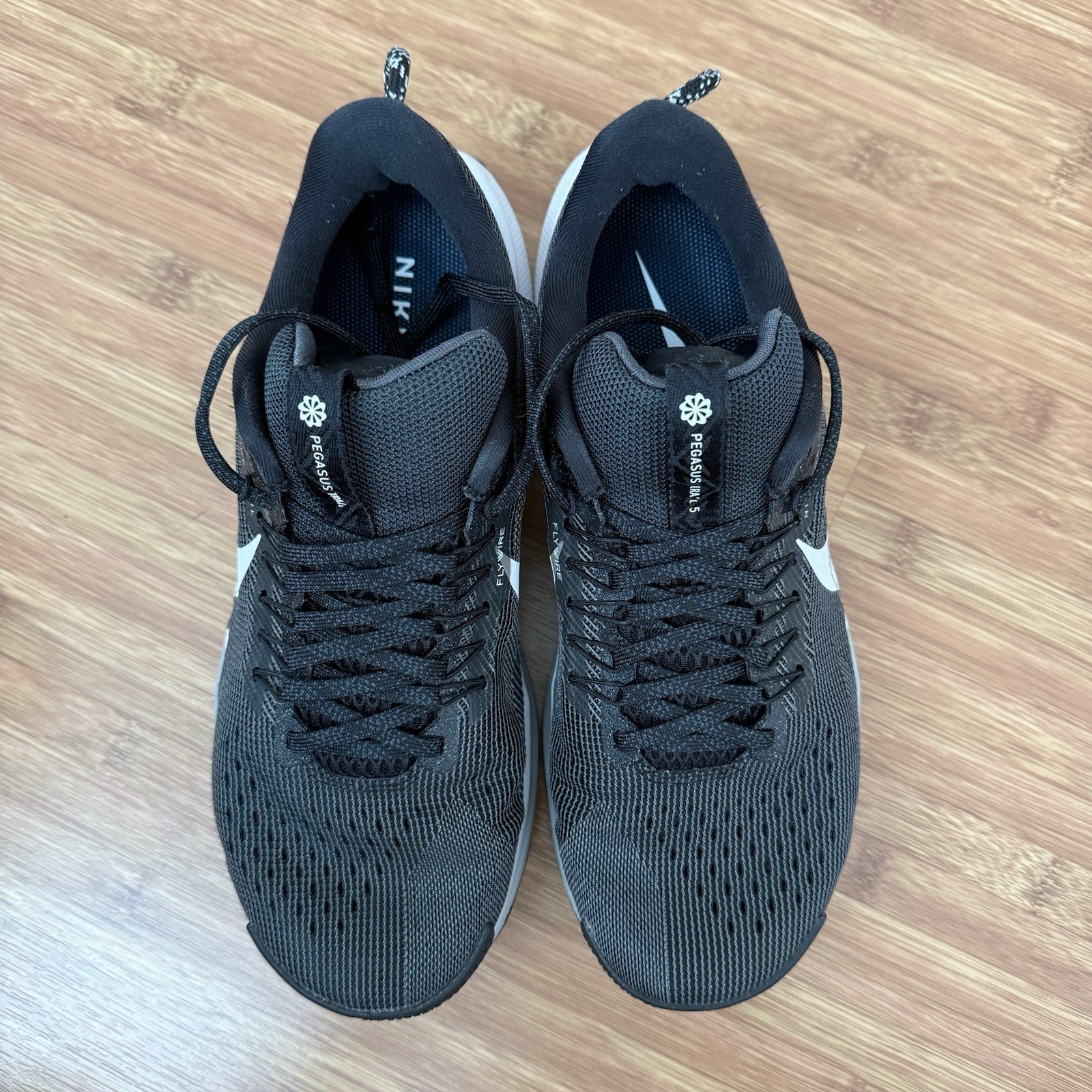 Nike ReactX Pegasus Trail 5 Men 9 Black White Running Shoes DV3864-001