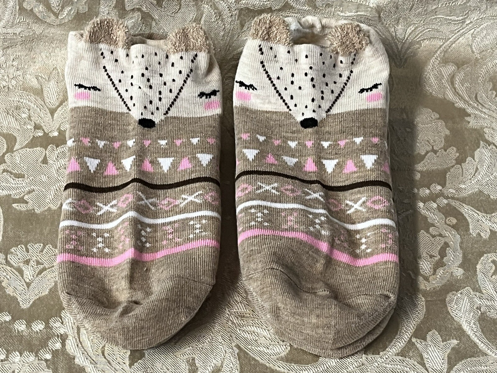 Women’s Cute Cartoon Brown Fox FUZZY EARS Pattern Ankle Socks Fashion Set Of 2
