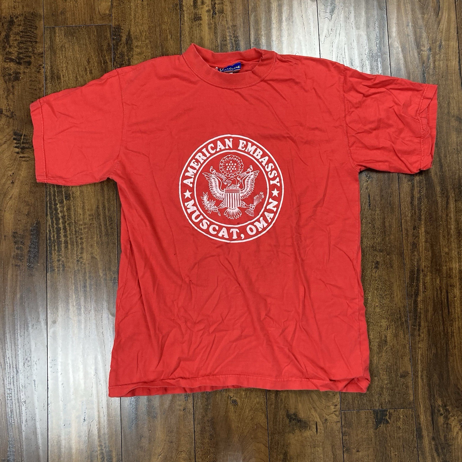 AMERICAN EMBASSY MUSCAT, OMAN Shirt Vintage Red USA Vincone Size LARGE