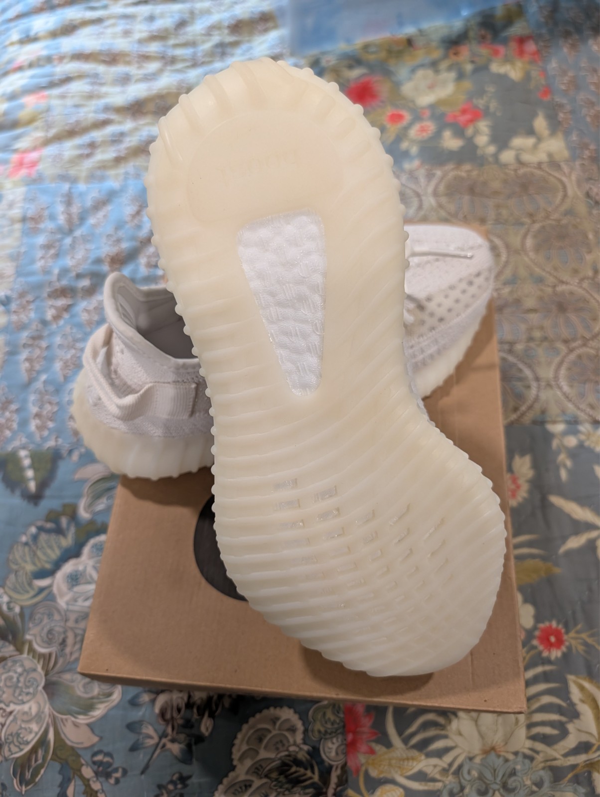 Adidas Yeezy Boost 350 V2- Bone, Men’s size 7