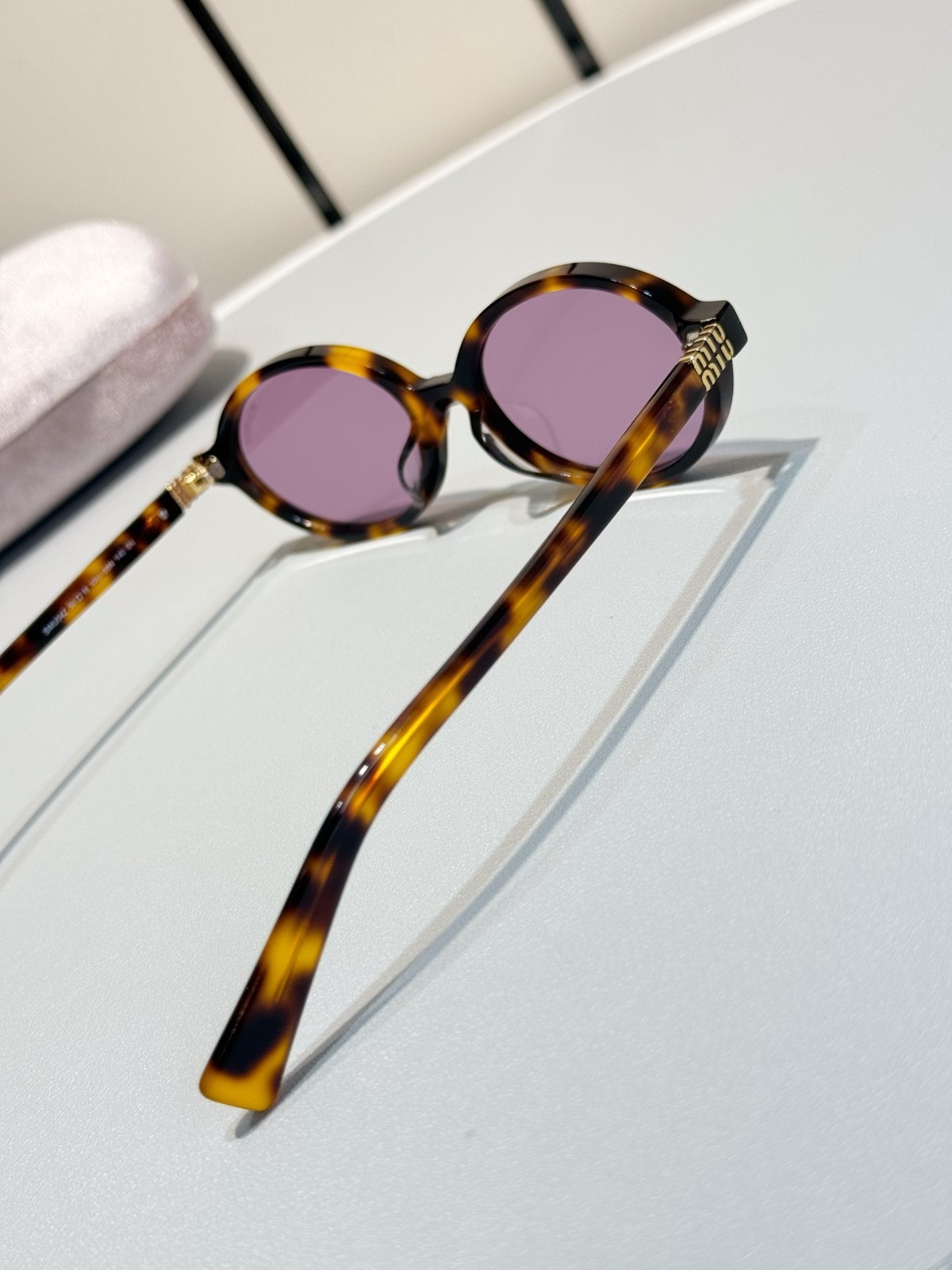 Chic Oval Tortoiseshell Frame Sunglasses Purple Tinted Lens Women Eyewear