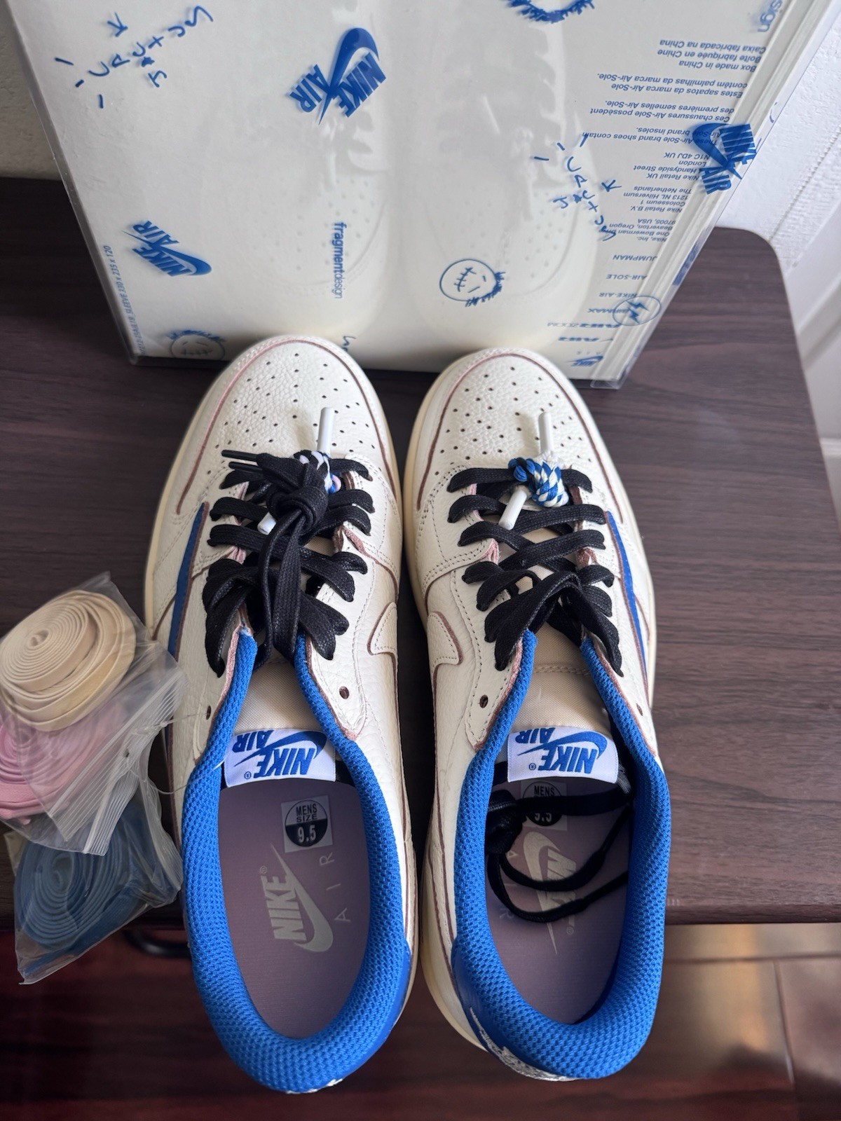 Size 9.5 – Fragment Design x Travis Scott x Air Jordan 1 Retro OG SP Low Sail…