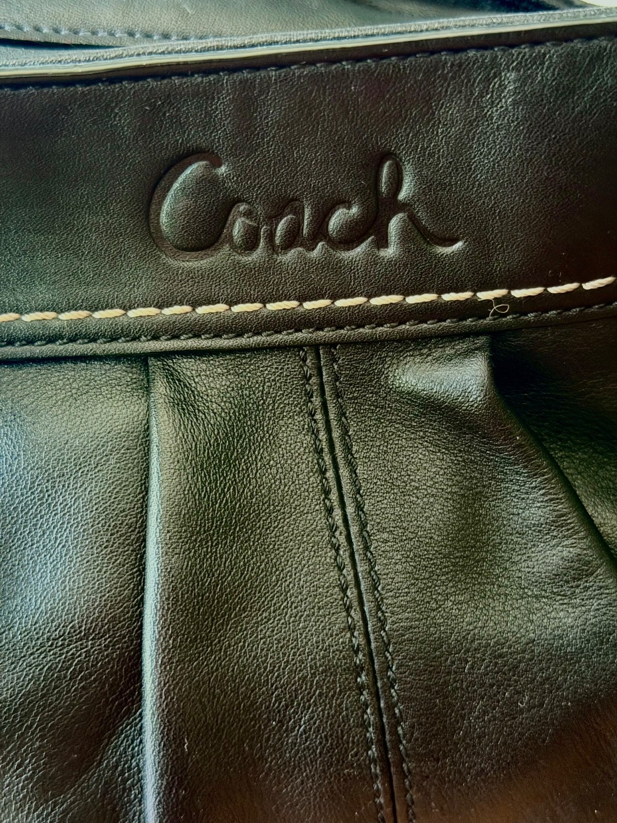 Coach F13732 Black Leather Hamptons Pleated Tote Shoulder Bag Purse Medium