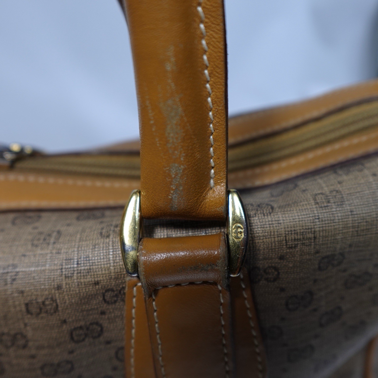 Vintage Gucci GG Supreme Monogram Boston Bag Tan Leather Italy Need Light Repair
