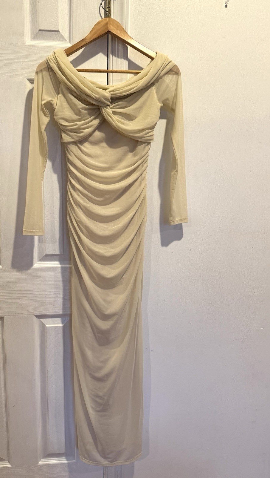 Off The Shoulder Sheer Mesh Ruched Bodycon Maxi Long Sleeve Dress Size Medium/6