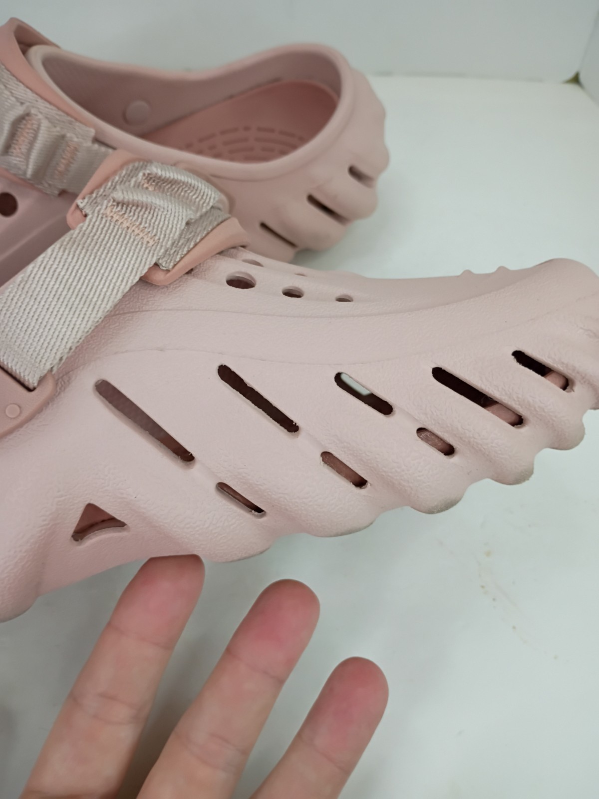 Crocs Echo Clog Clay Pink US Size Women’s 8 Men’s 6