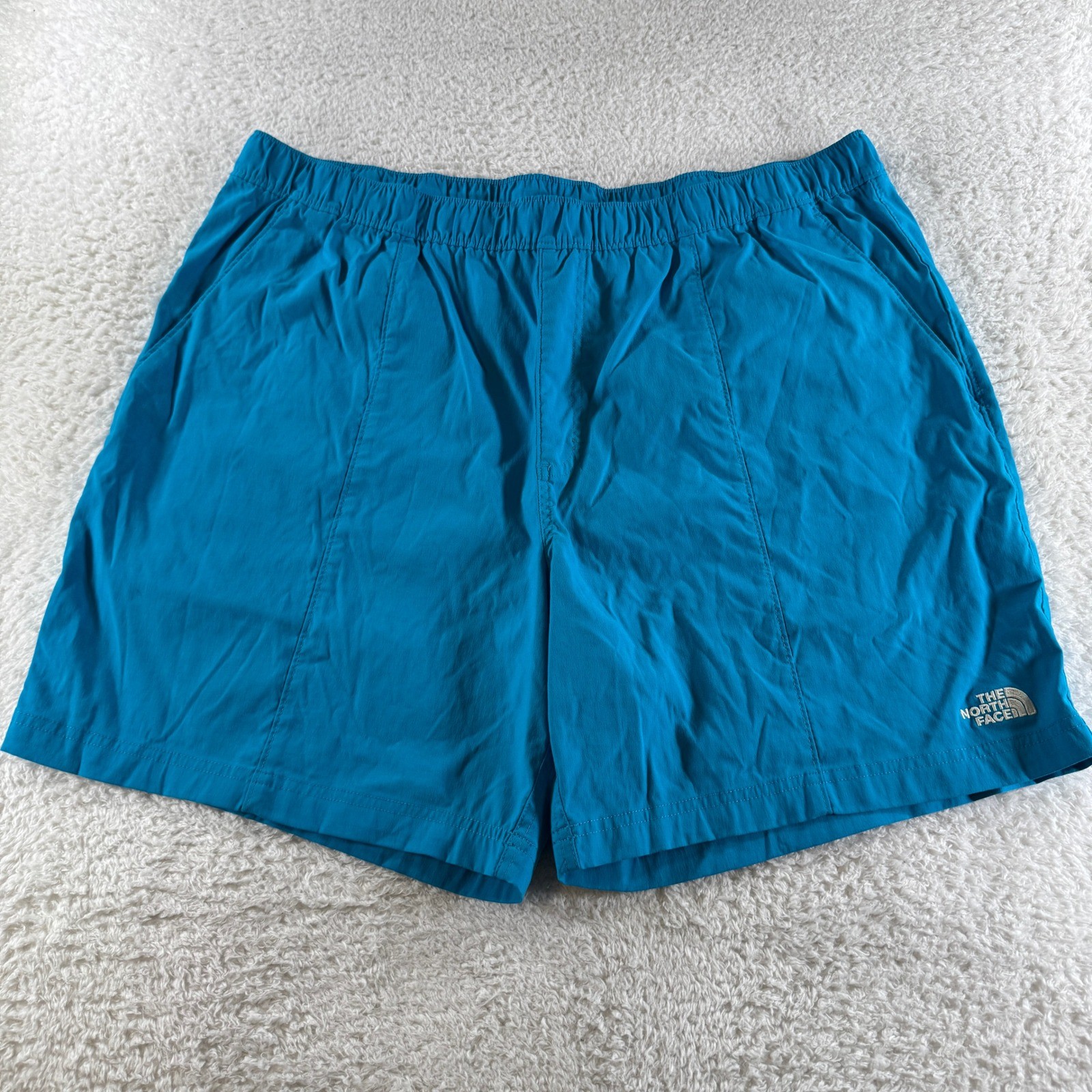 The North Face Men’s Athletic Shorts Light Blue Size XXL 2XL 7″ Inseam Length