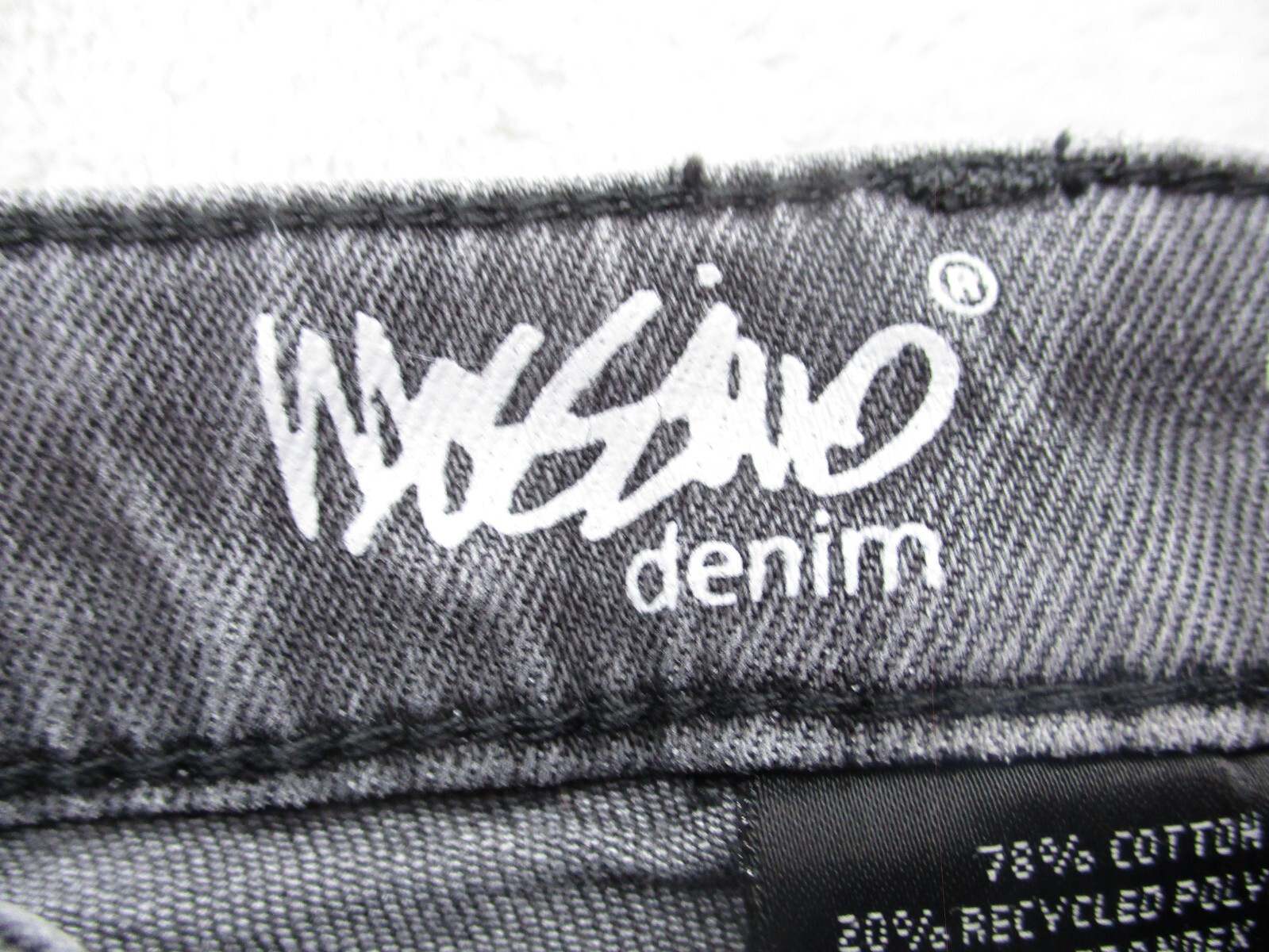 Mossimo Denim Straight Leg Jeans Women’s 8 Gray Charcoal Wash Stretch Low-Rise