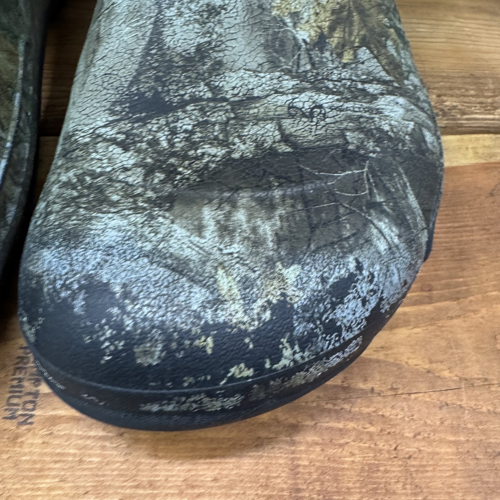 Crocs Classic Camo Clogs M10/W12 Multicolor Realtree Slip On Unisex