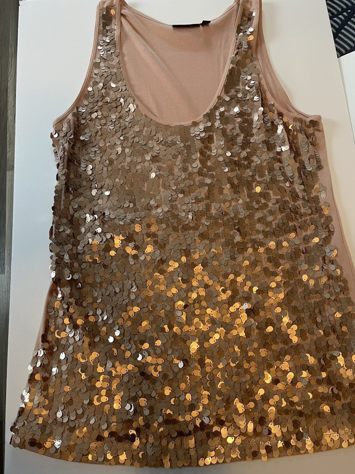 APT.9 Beige/Gold Solid Sequin Scoop Neck Knit Pullover Tank Top Women’s L