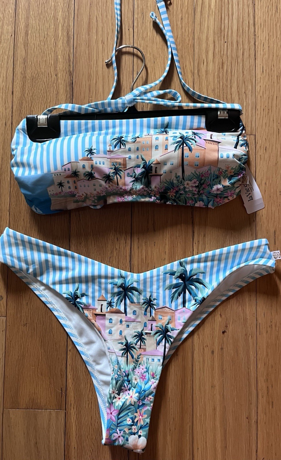 La vie en rose bathing suit bottoms m new with tags