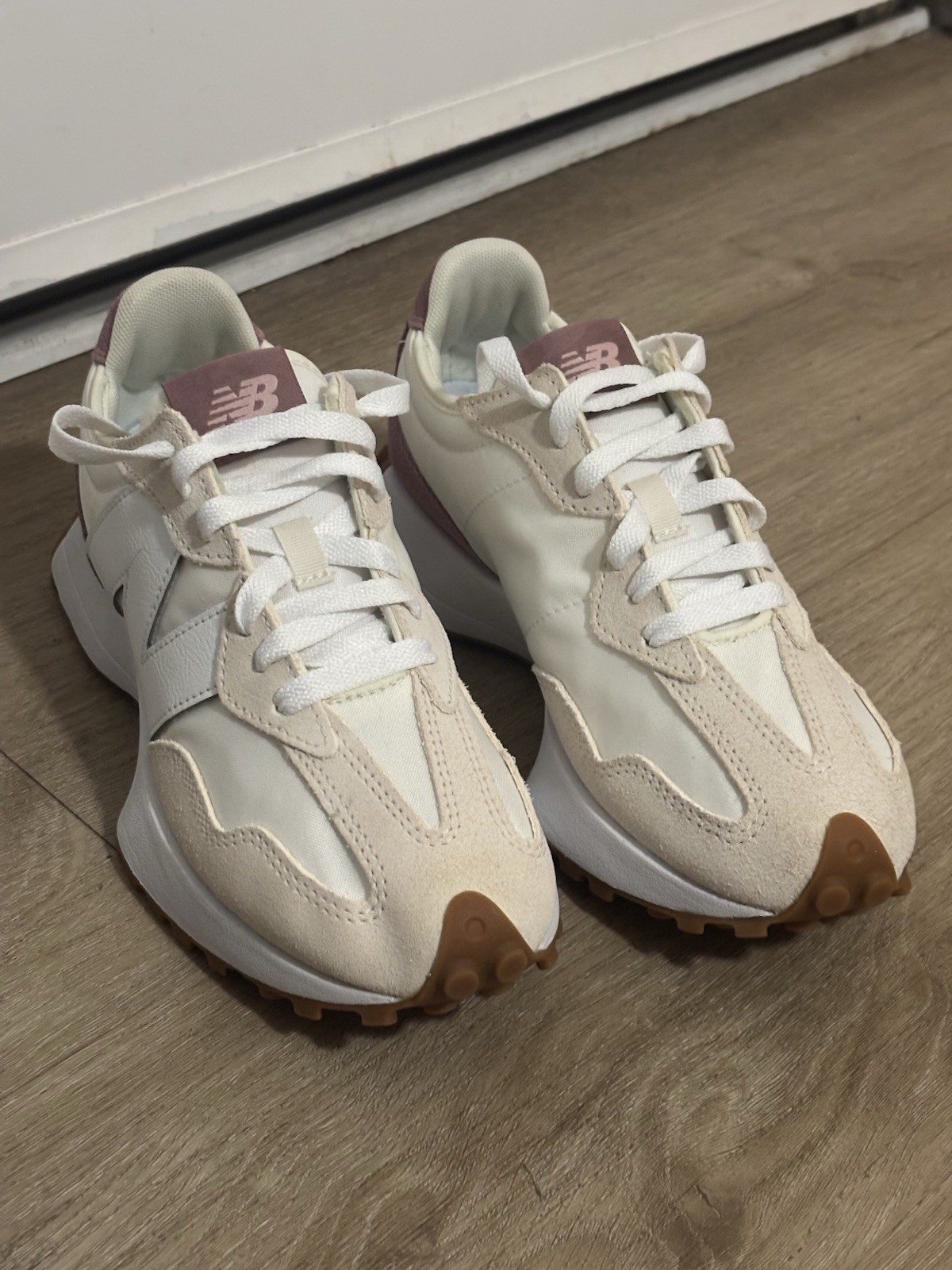 New Balance 327 WS327FSR Sea Salt Linen Pink Suede Sneakers Women’s 7.5