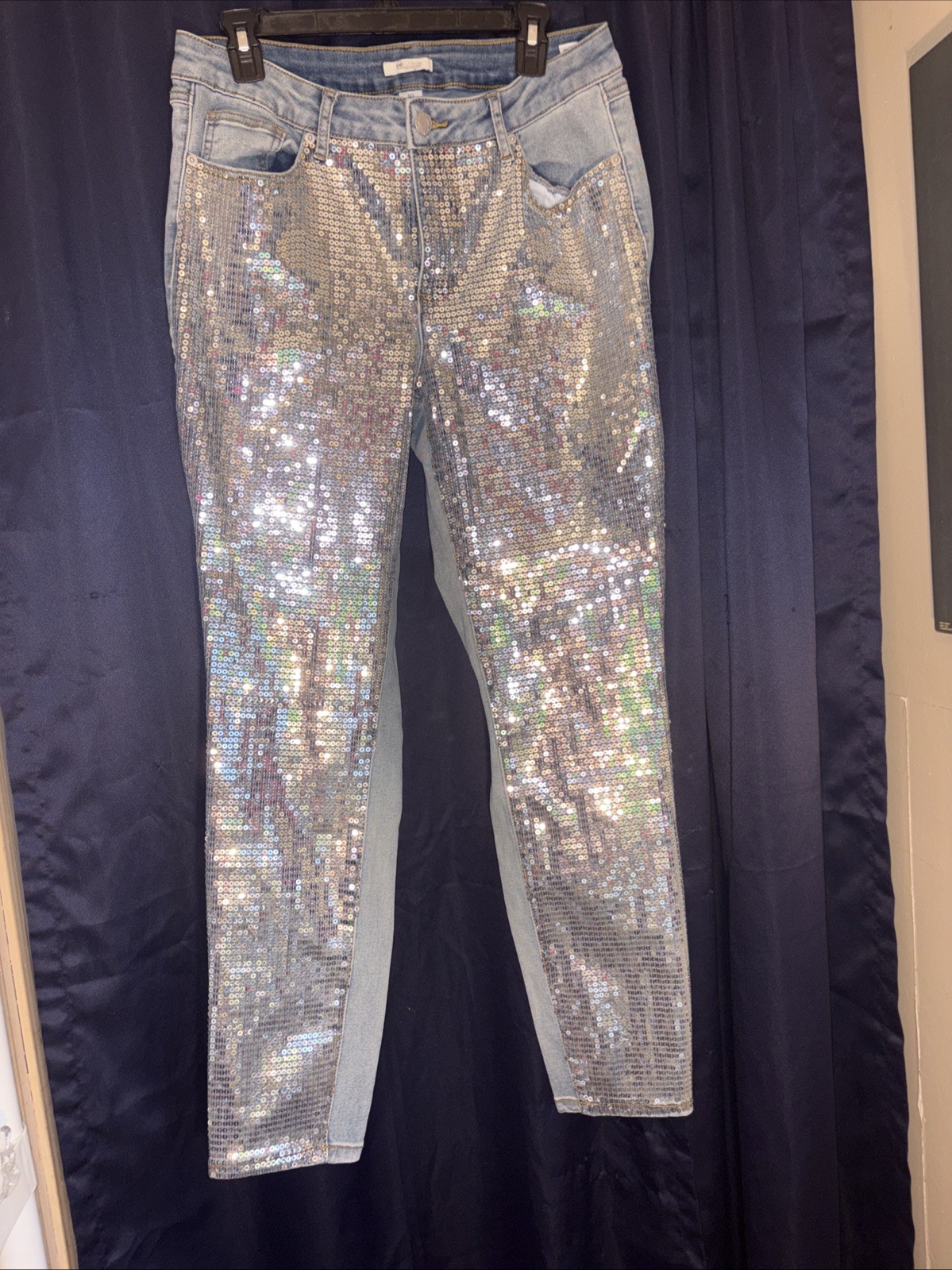 Cato Collection Limited Edition Size 10 Womens Sequin Silver Metallic