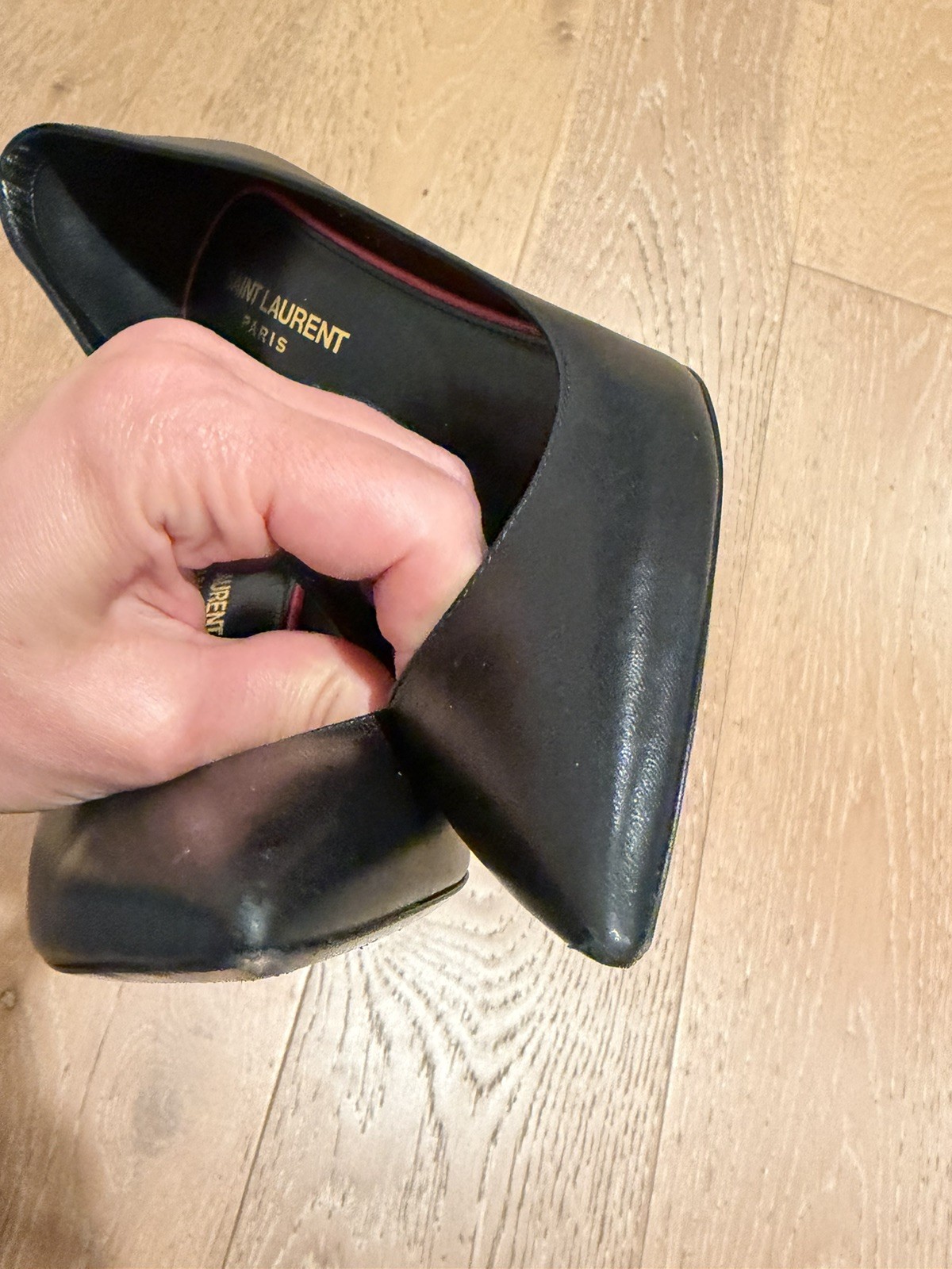 Saint Laurent Paris Black Leather Pointed Toe Pumps | 37 eu