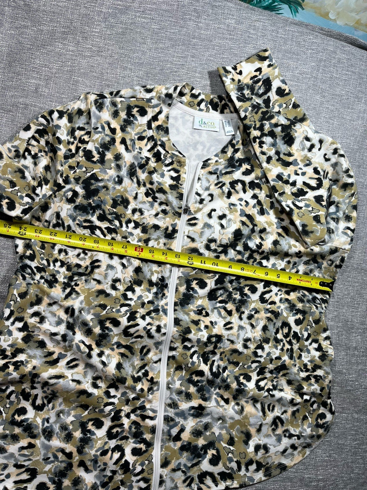 d&co. active Women’s Plus 2X Multicolor Leopard Print Full-Zip Jacket Pockets