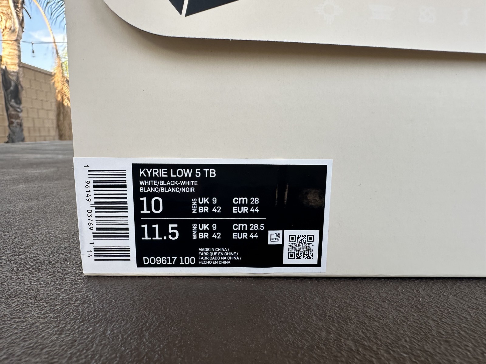 Size 10 – Nike Kyrie 5 TB Low White Black