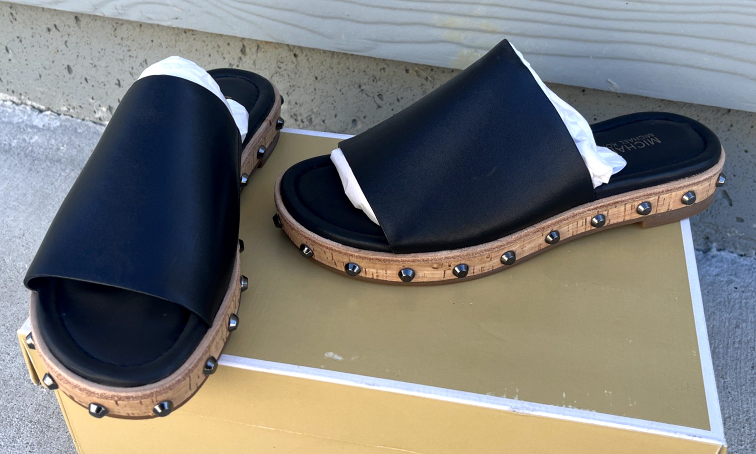 Michael Kors Ellen Slide Sandals Shoes Black Leather Rivets Accent Size 5 M New