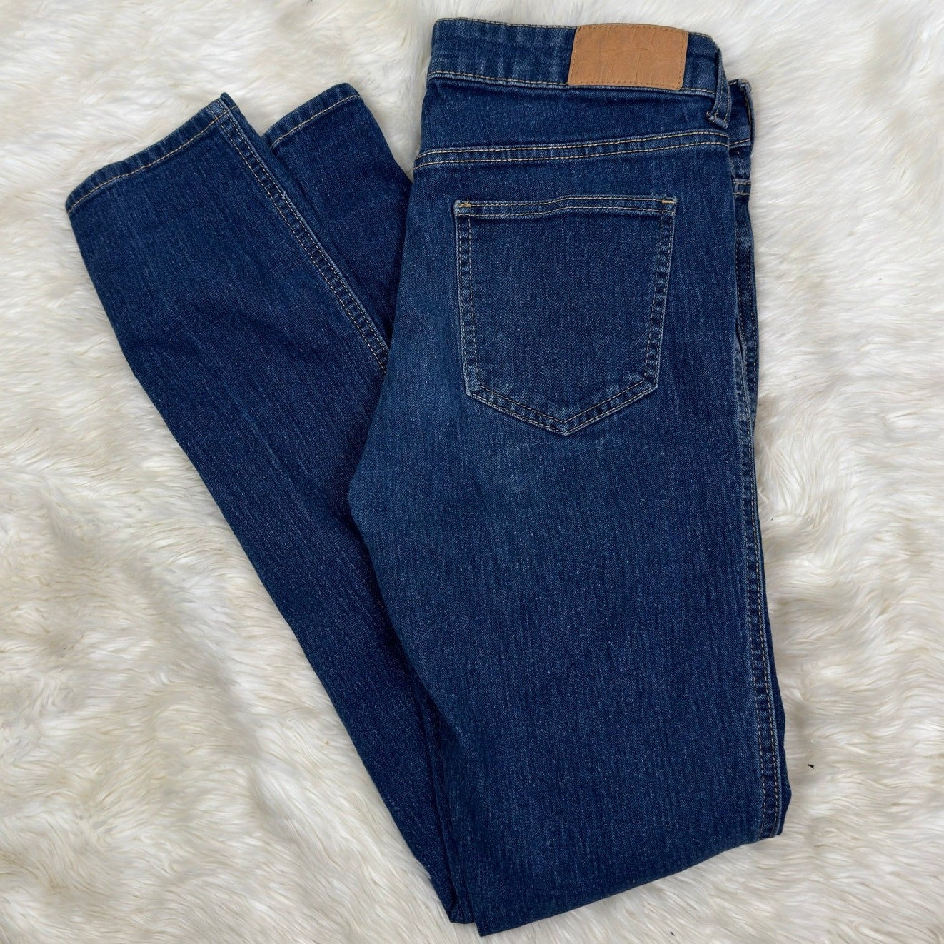 H&M Sqin Low Waist Slim Leg Dark Washed Jeans Size 28