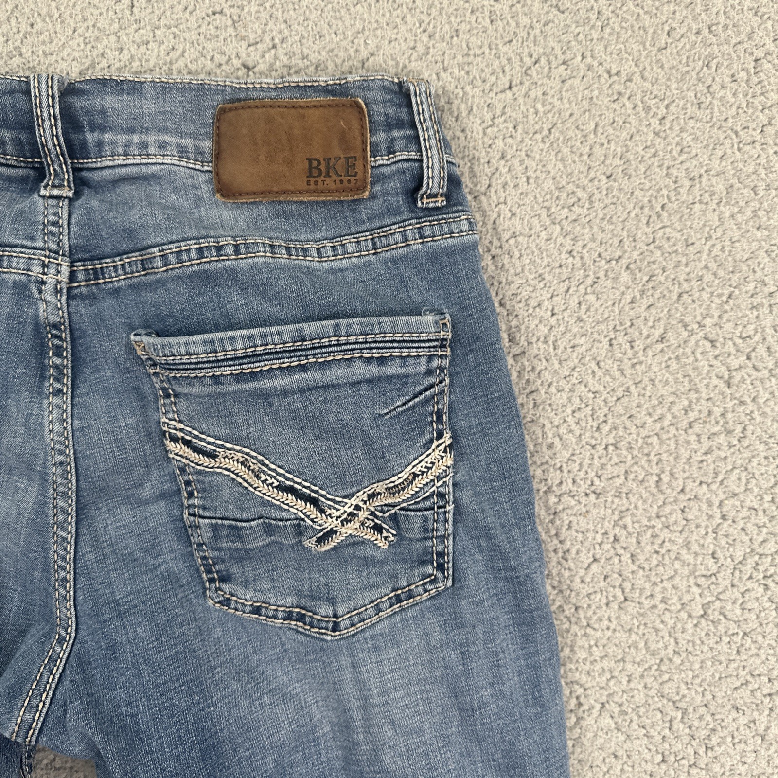BKE Buckle Alec Slim Straight Jeans Men 32×32 Blue Stretch Whiskered Distressed
