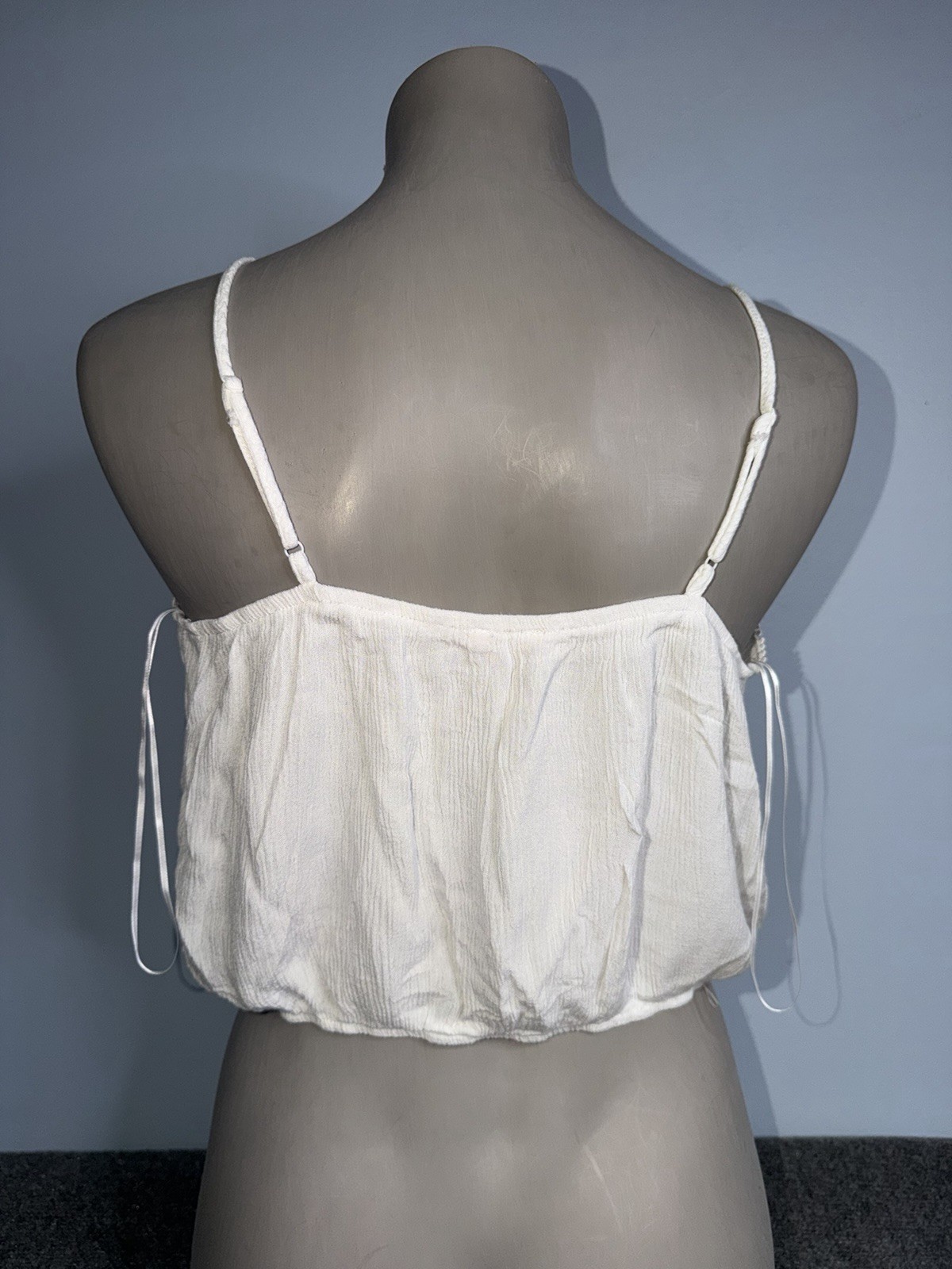 miami White Lace-Trim V-Neck Spaghetti Strap Camisole Size M