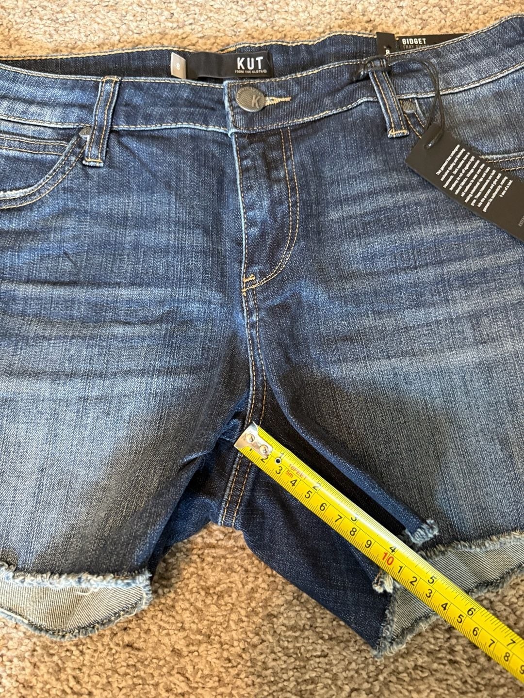 NWT Kut From The Kloth Gidget Fray Denim Shorts Size 8
