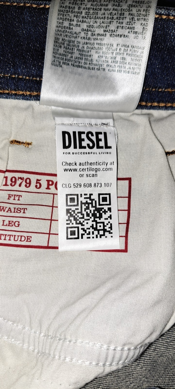 New Diesel 1979 Sleenker Skinny Stretch Blue Denim Jeans RRP £200