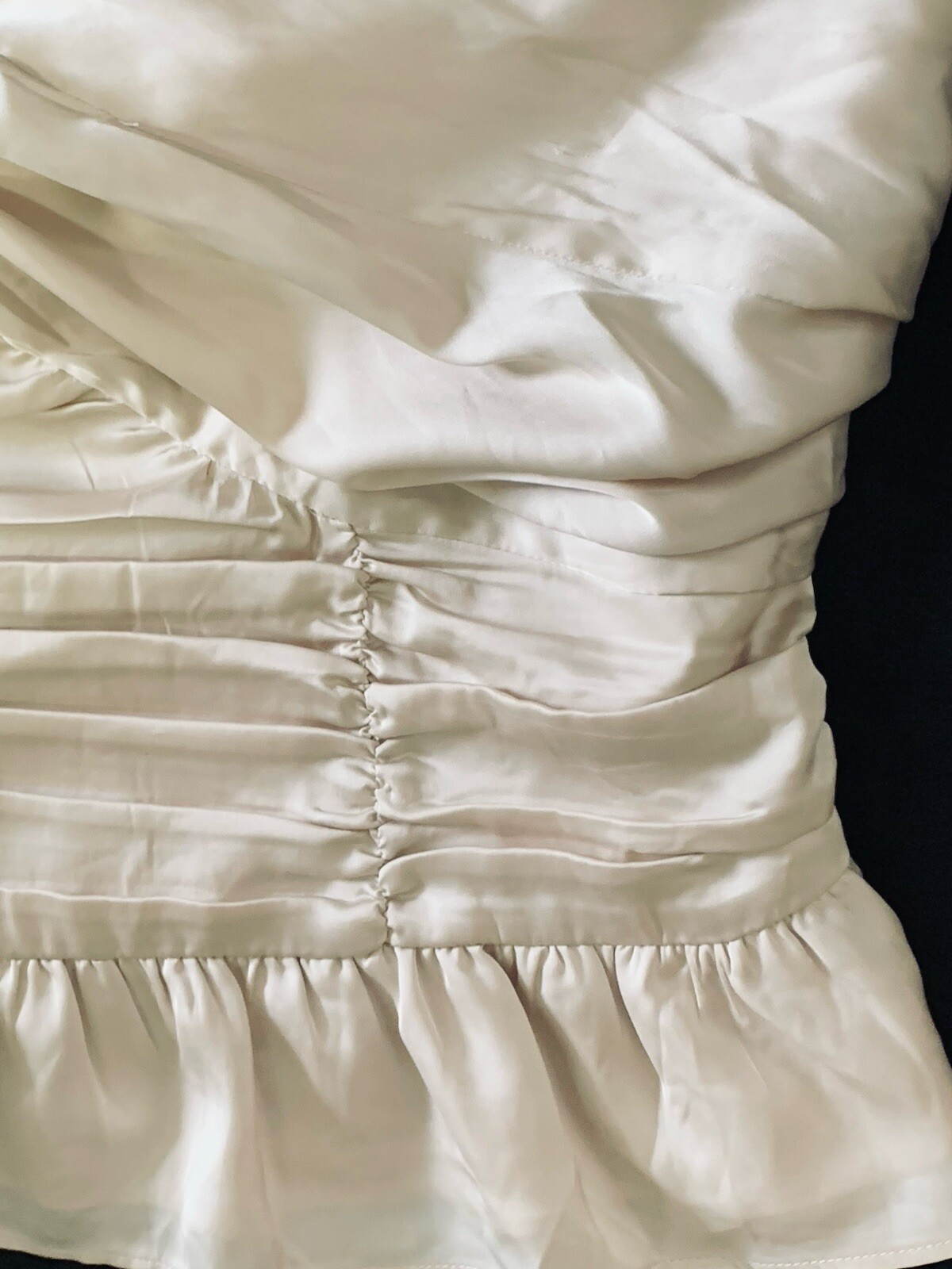 Express Strapless Peplum Pleated Satin Top Sz XL Beige Champagne Romantic Fairy