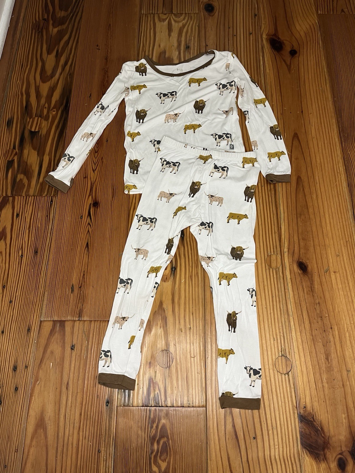 Kyte Baby Pajamas Cow Print – White/Brown Bamboo, 3T Gender Neutral