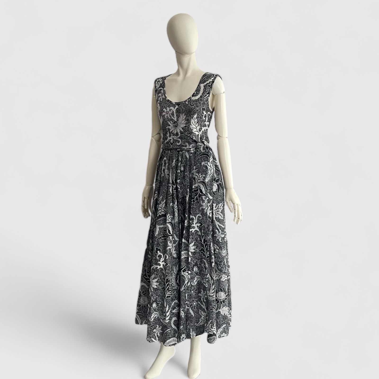 Diane von Furstenberg DVF Silk Blend Floral Maxi Dress Black White Size 0