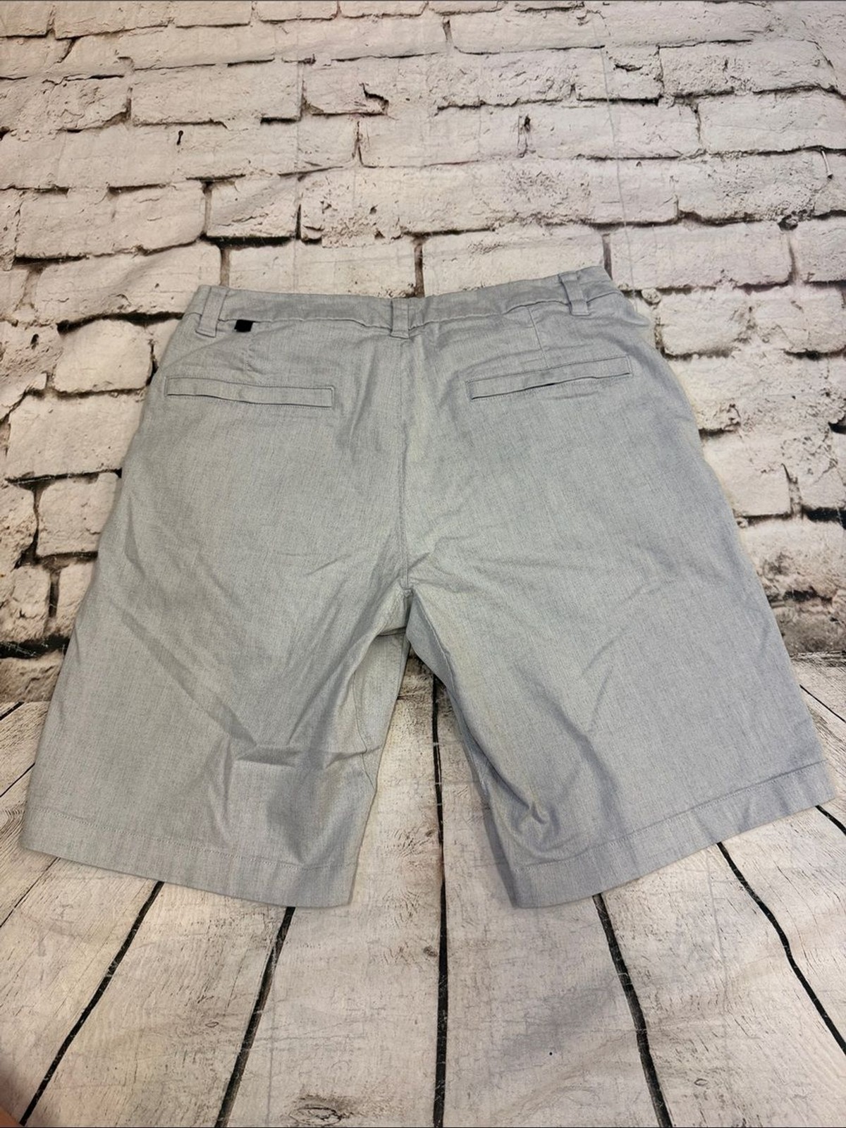 Lululemon Commission Shorts in Heather Gray Men’s Size 31