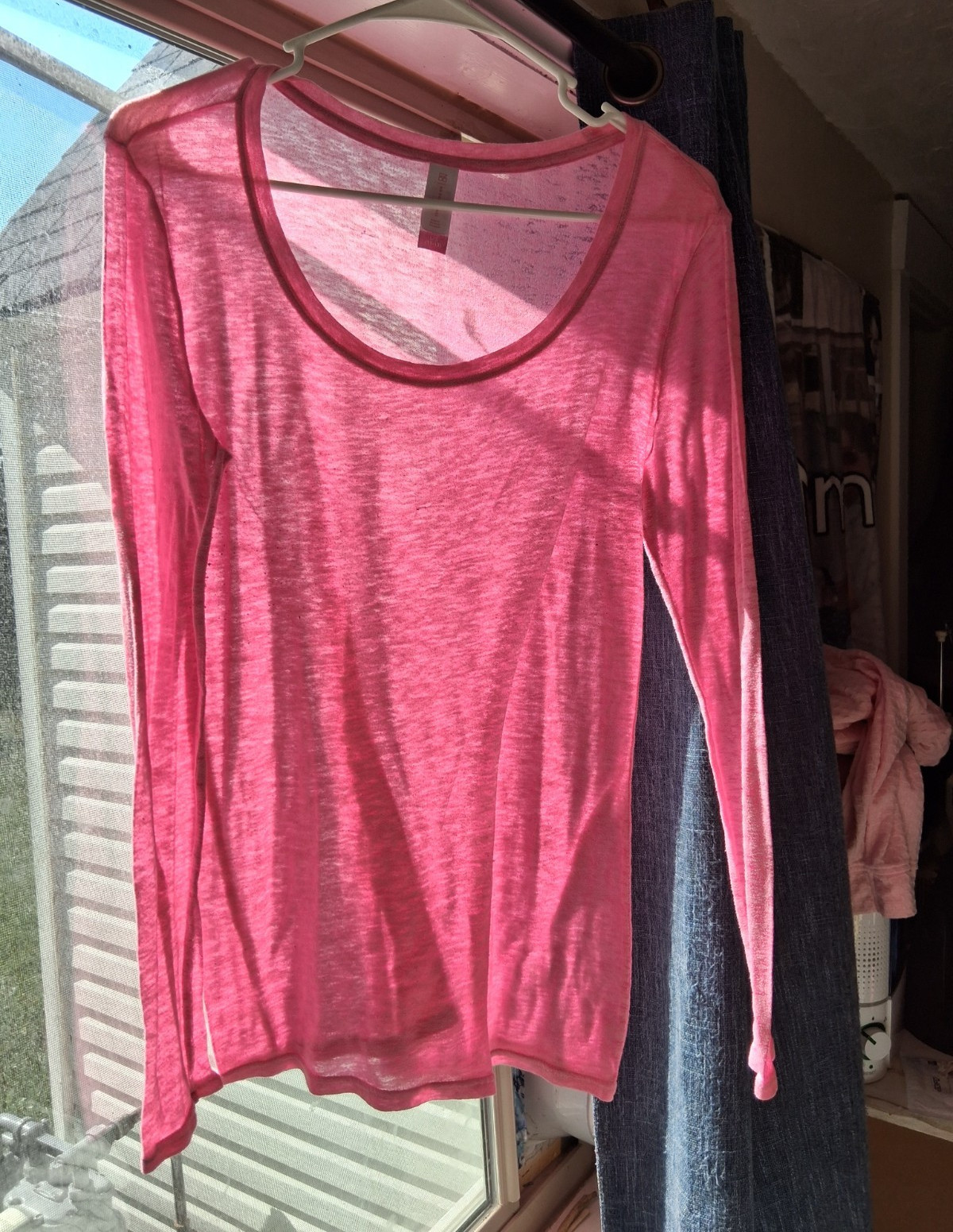 No Boundaries Women’s Pink Solid Long Sleeve Scoop Neck Pullover Top L/G 11-13
