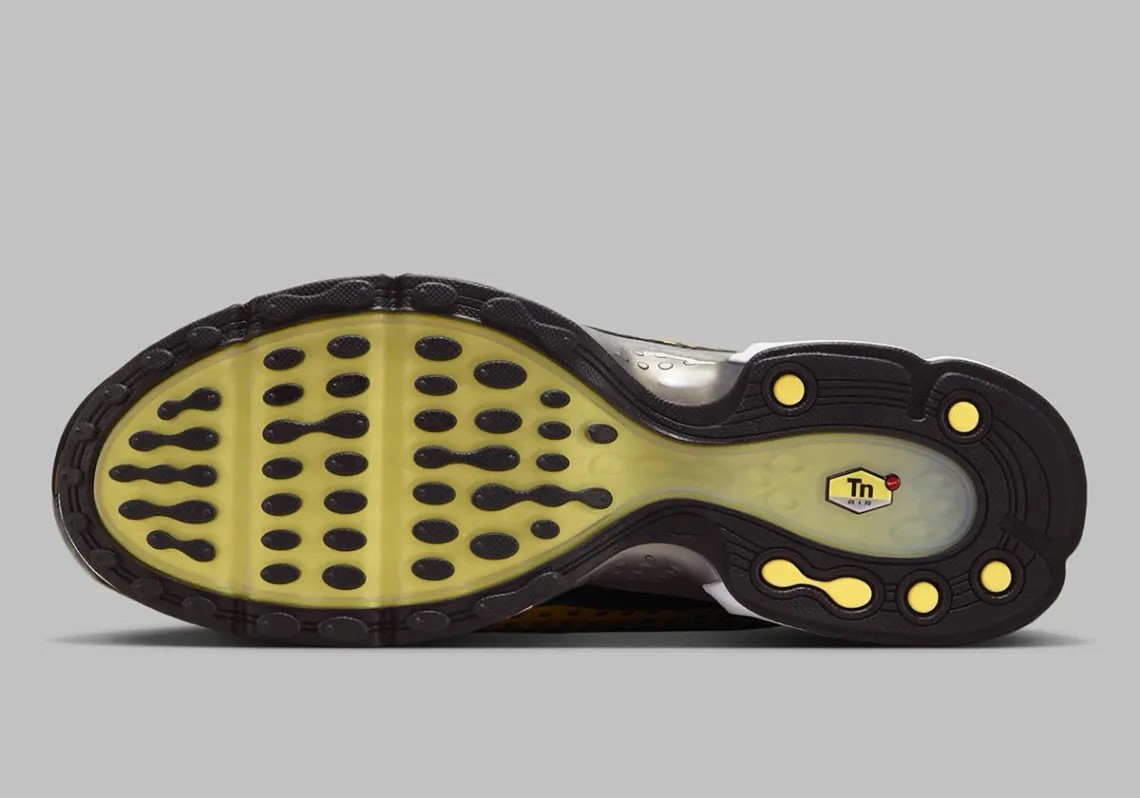 Nike Air Max Plus VII 7 Varsity Maize Yellow White Black HQ2197-700 Men’s Shoes