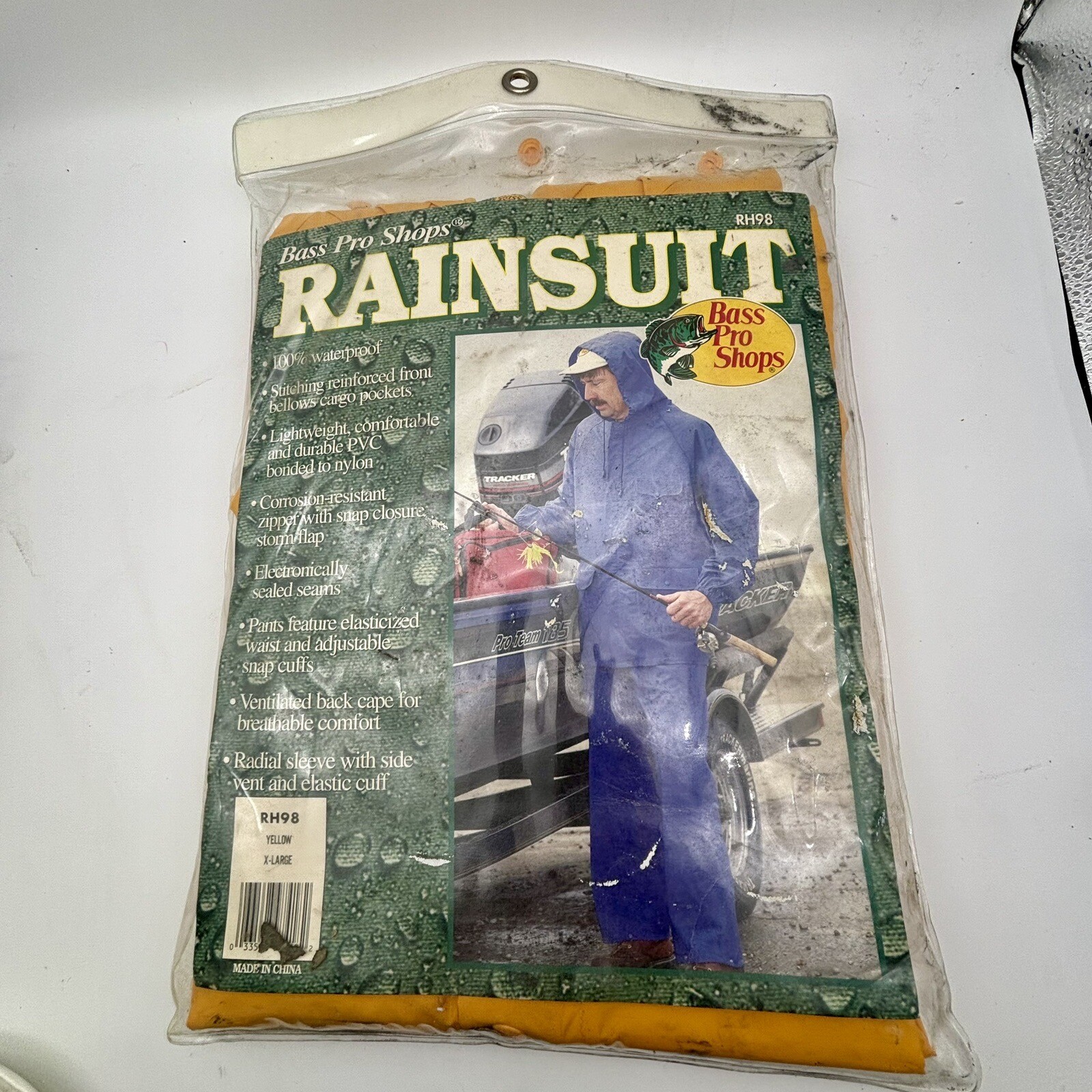 Bass Pro Shops XL Rain Suit 2pc 100% Waterproof Sealed Seams Yellow