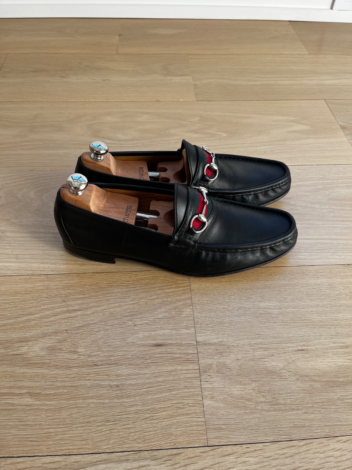 Gucci Leather Horsebit Loafers Men’s 11.5 D Black with class red & green ribbon