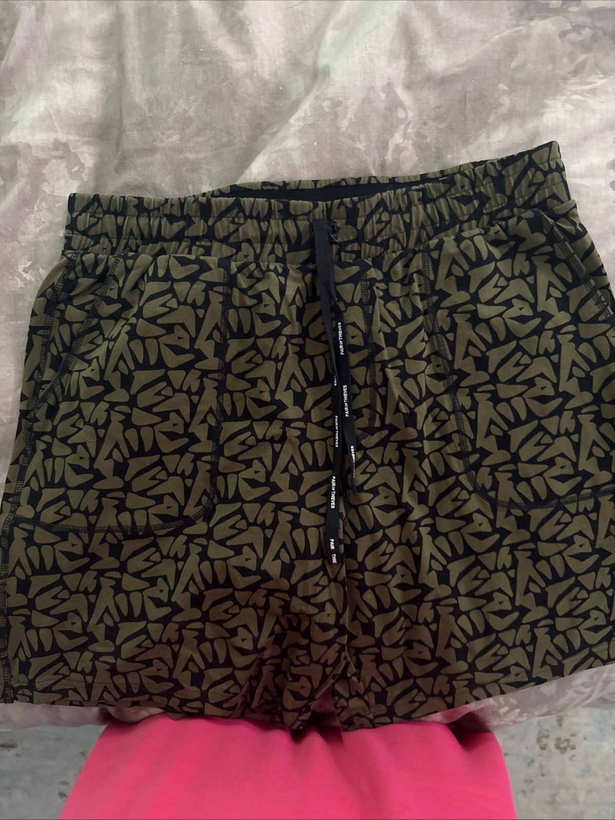 Pair Of Thieves Men’s Off Duty Lounge Shorts Olive Size Large