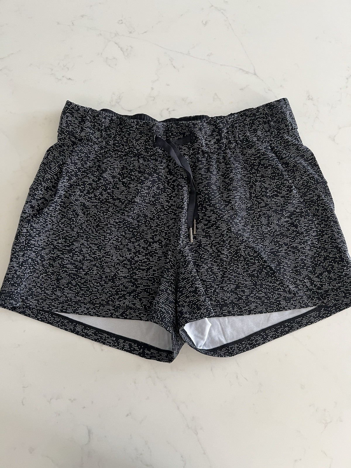 Lululemon On the Fly Shorts 2.5” Inseam Athletic Outdoor Hiking