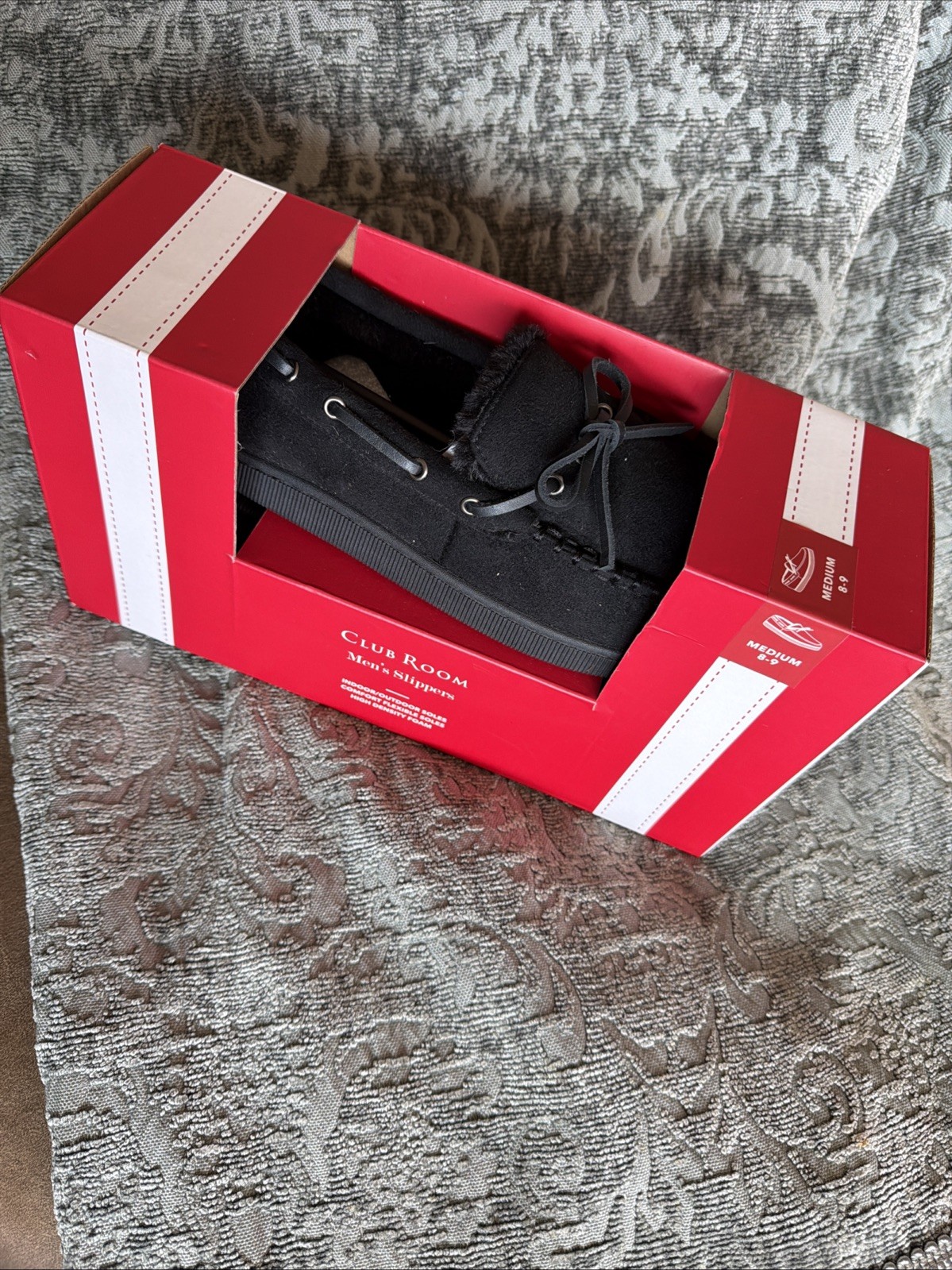Club Room Men’s Medium 8-9 Indoor/Outdoor Cushioned Comfortable Black Slippers