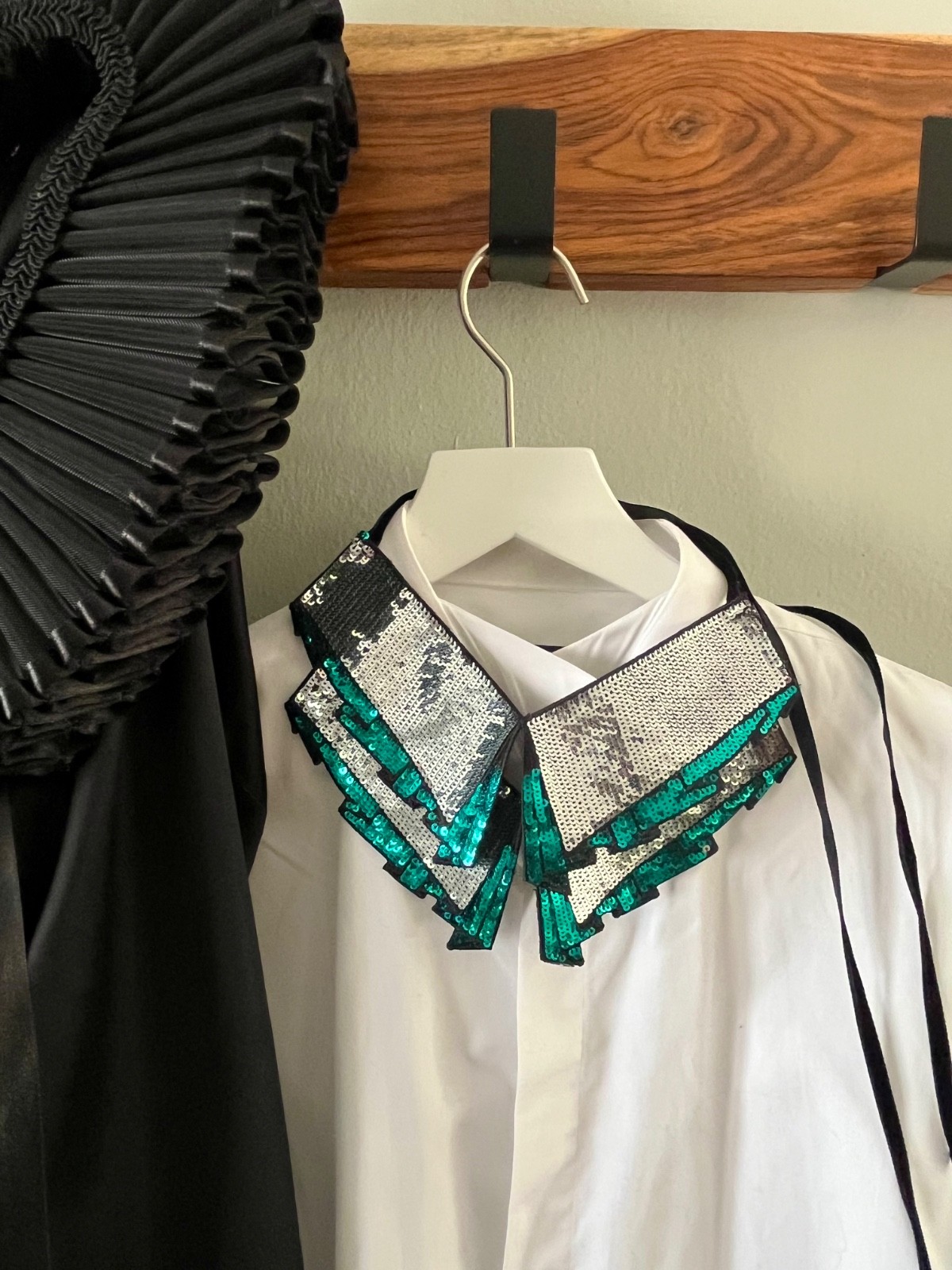 PINKO Boutique vintage accessory set for women includes a pair of sequin collars