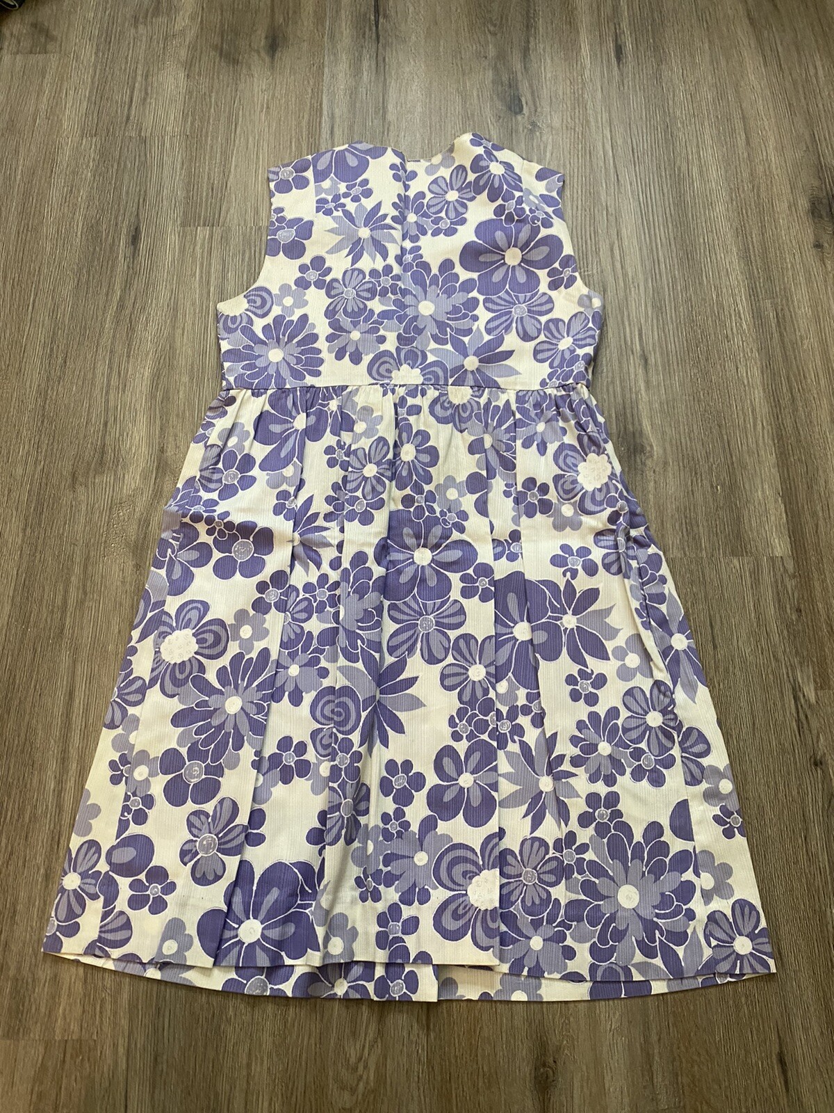 Vintage 1960’s Nalii Honolulu Hawaii Mod Pin-up Pleated Purple Flower Dress