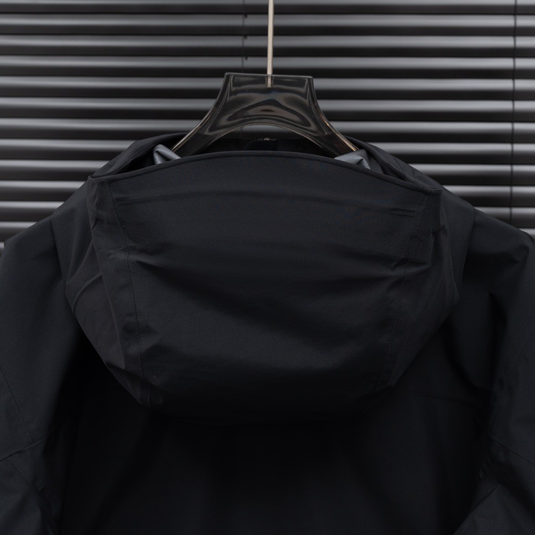 Arcteryx BETA LT winter Jacket Men’s Black Size L new