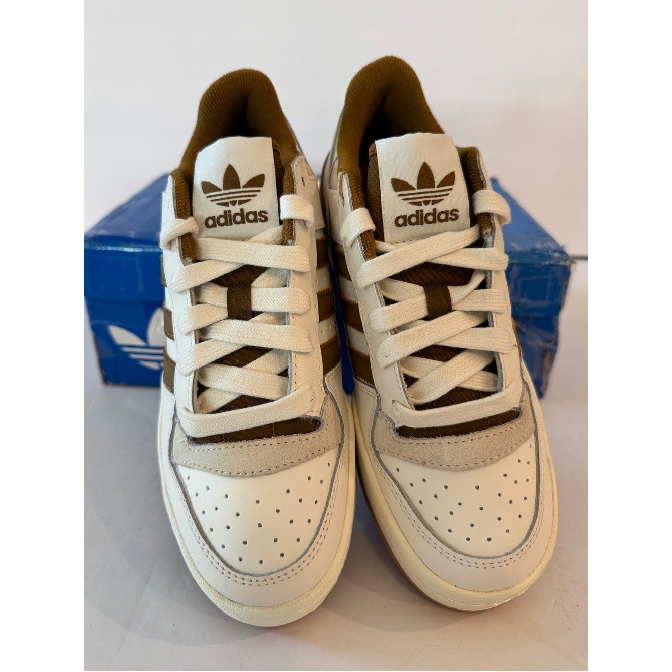 Adidas Forum Bold Stripes Women’s Shoes in the Cloud White/Bronze Strata- sz 5