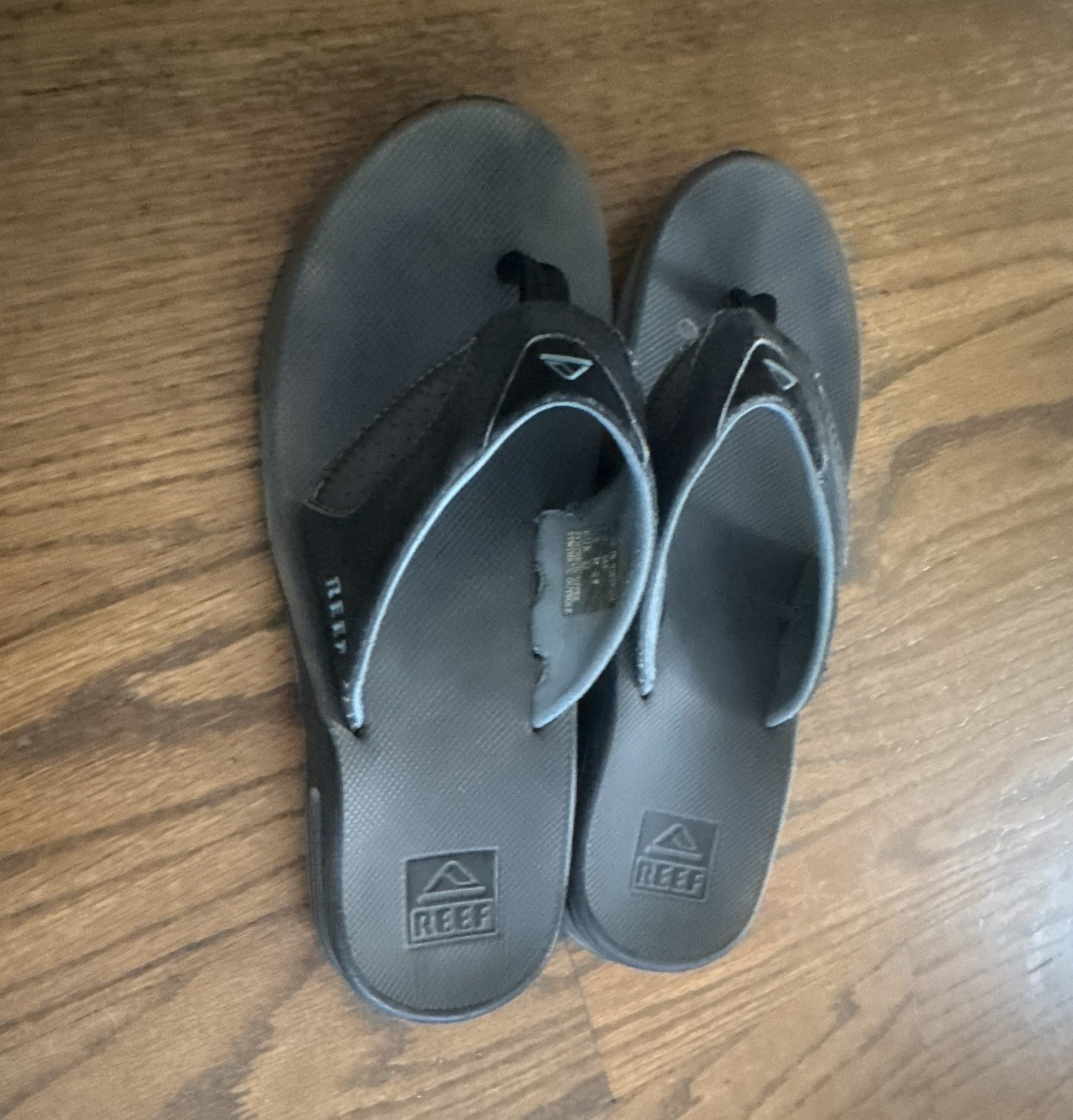 Reef Men’s Gray Flip Flop Sandals US 9 Solid Logo Slip-On Foam/Rubber
